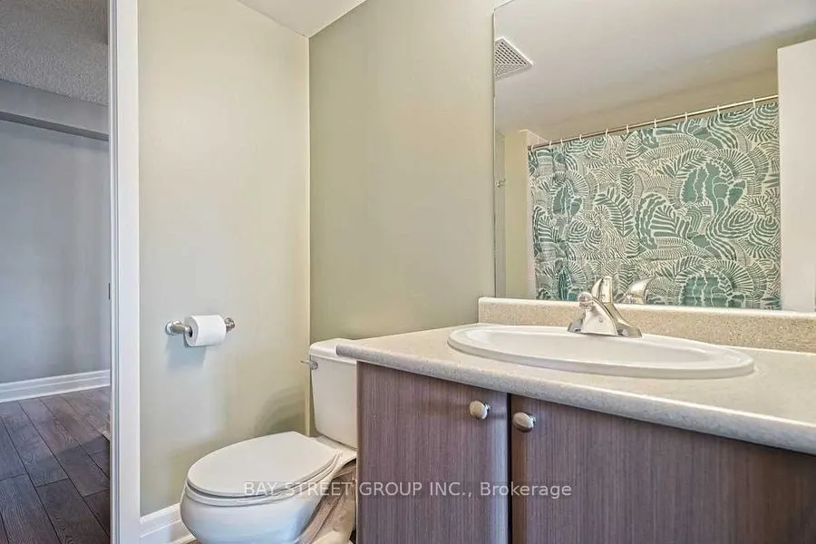 525 Wilson Avenue, #940