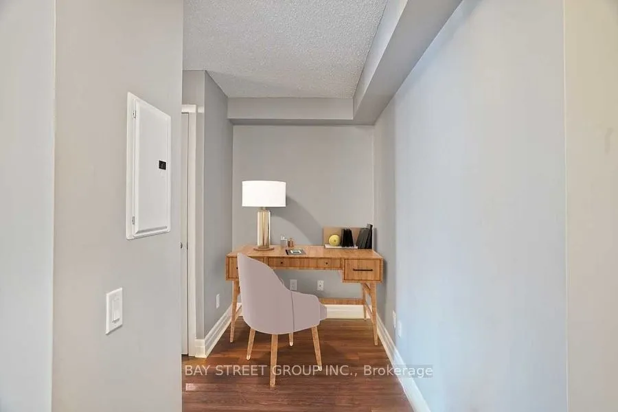 525 Wilson Avenue, #940