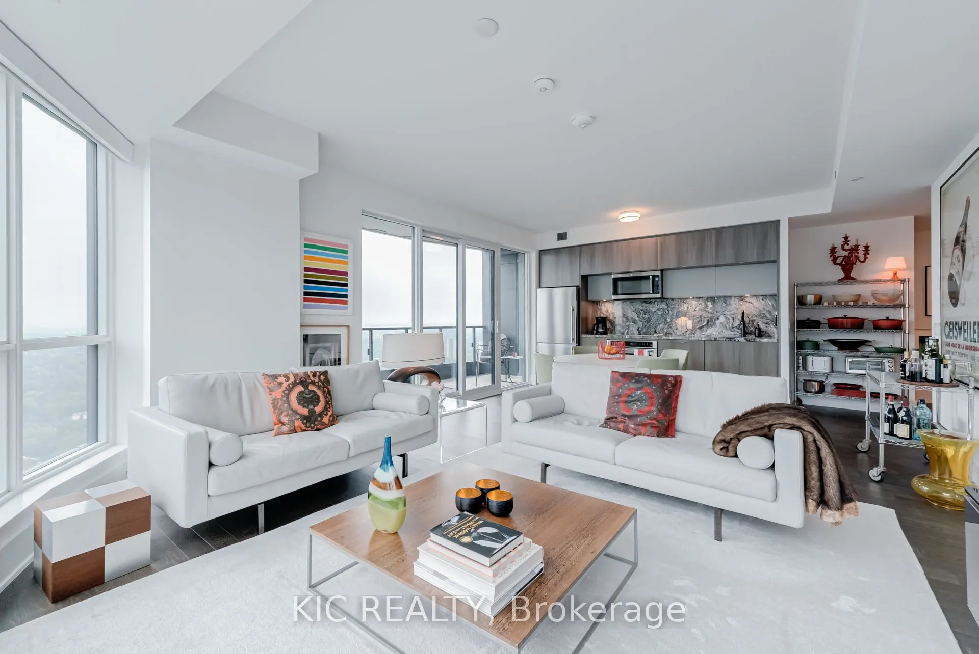 585 Bloor Street E, #3923