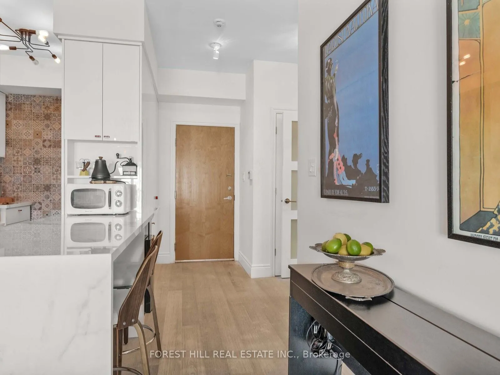 600 Queens Quay W, #606