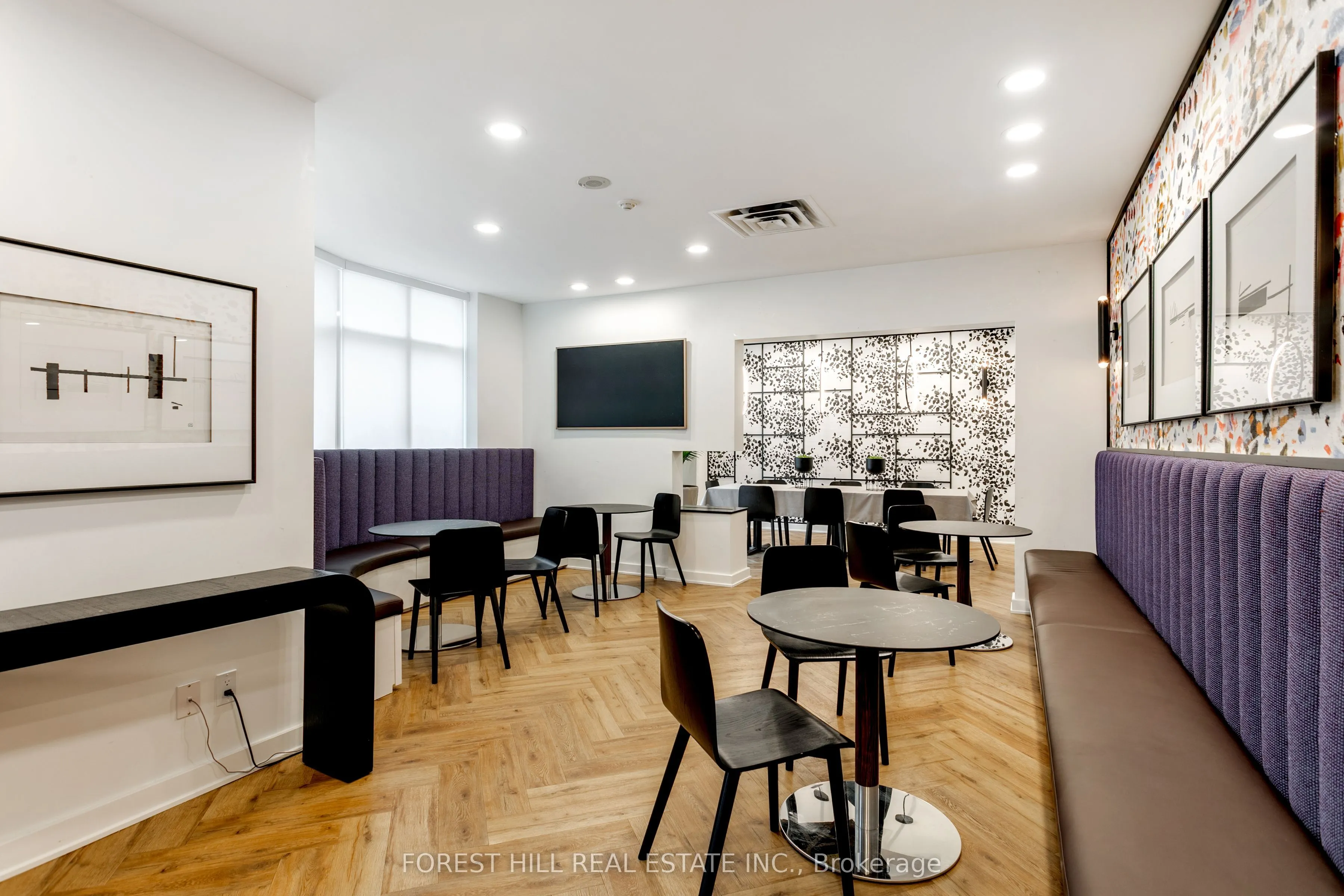 600 Queens Quay W, #606