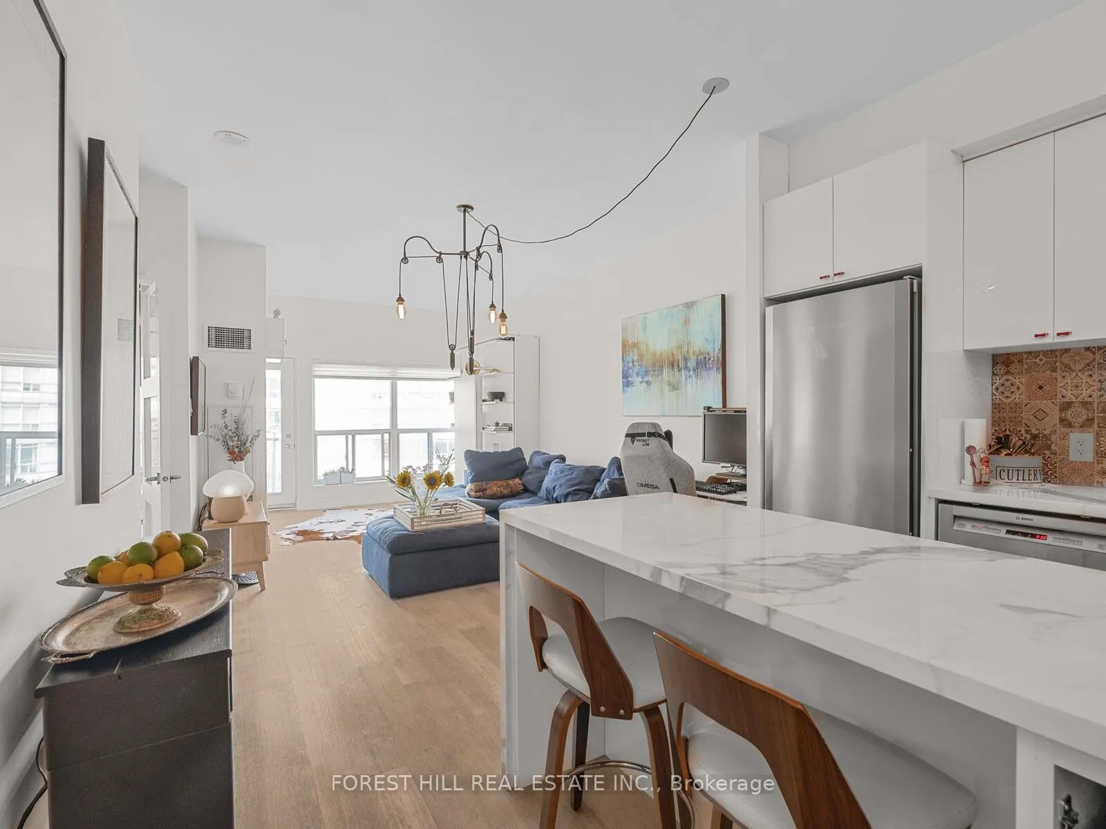 600 Queens Quay W, #606