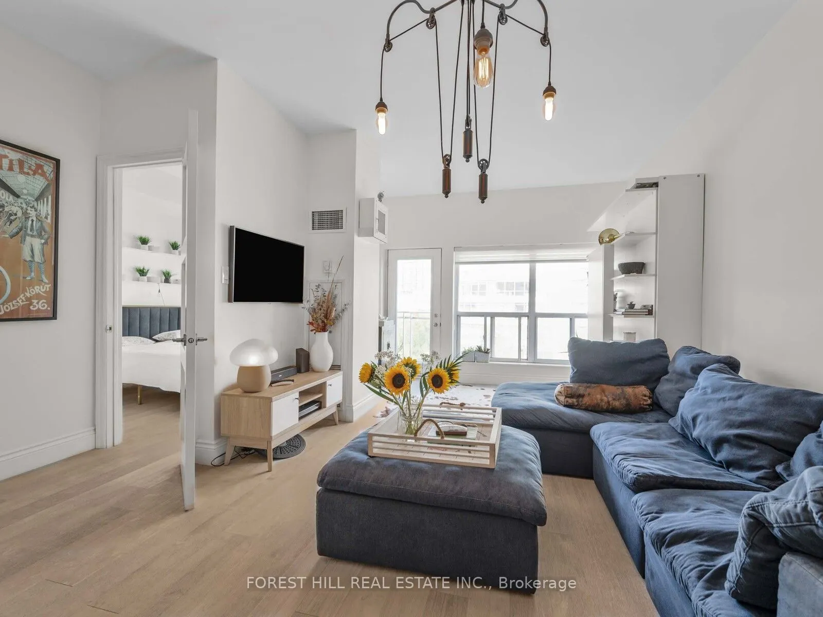 600 Queens Quay W, #606