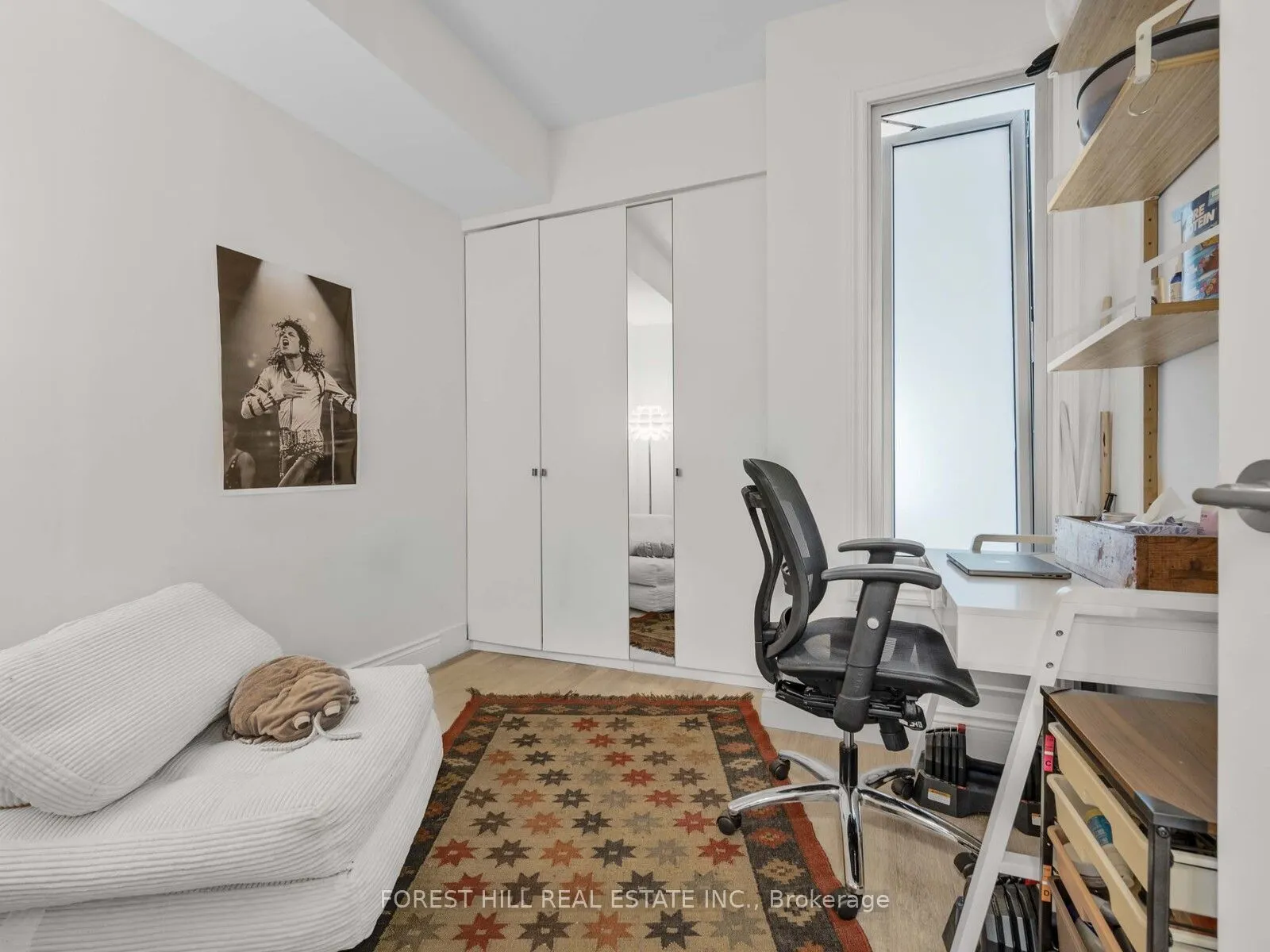 600 Queens Quay W, #606