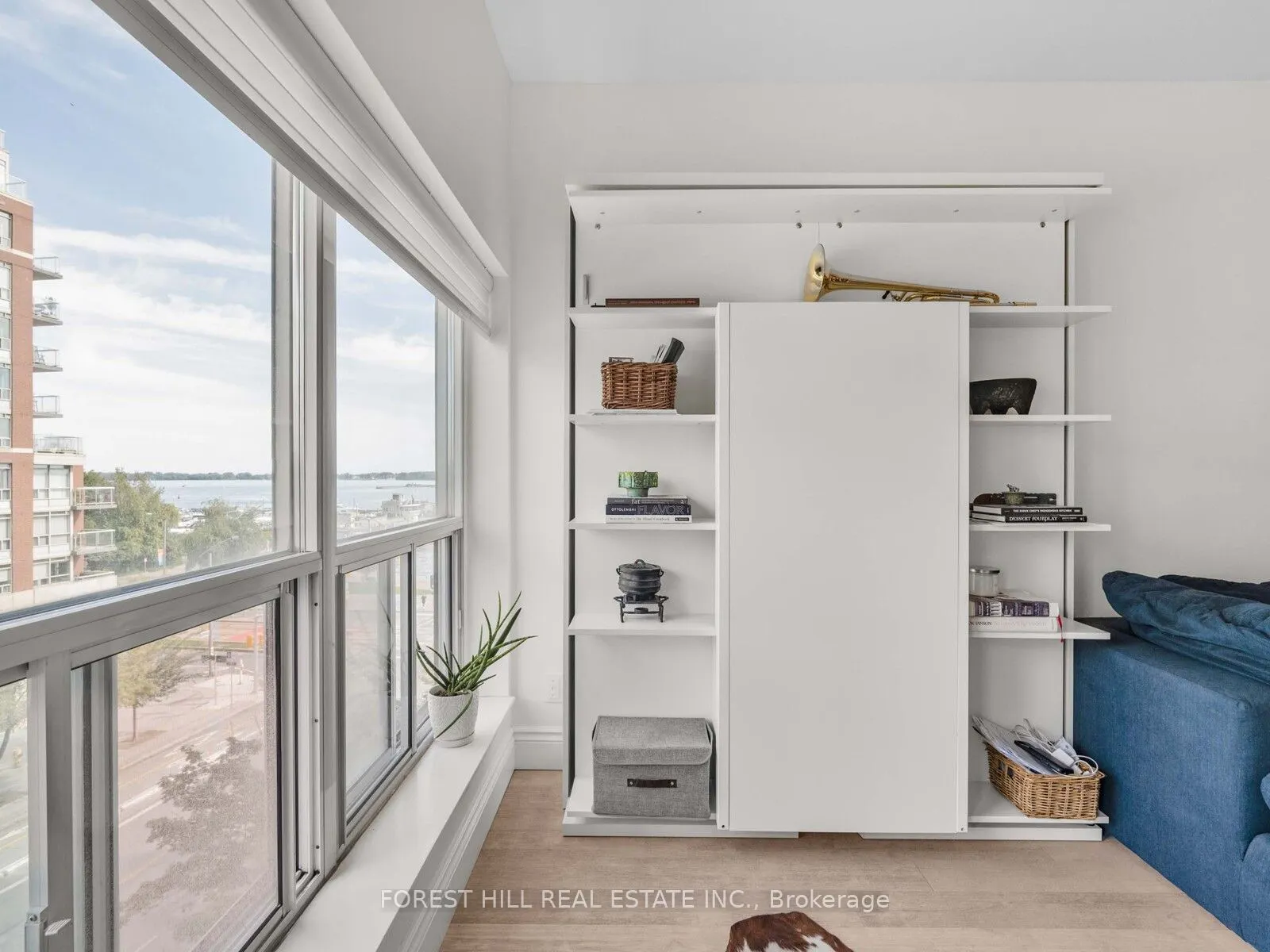 600 Queens Quay W, #606