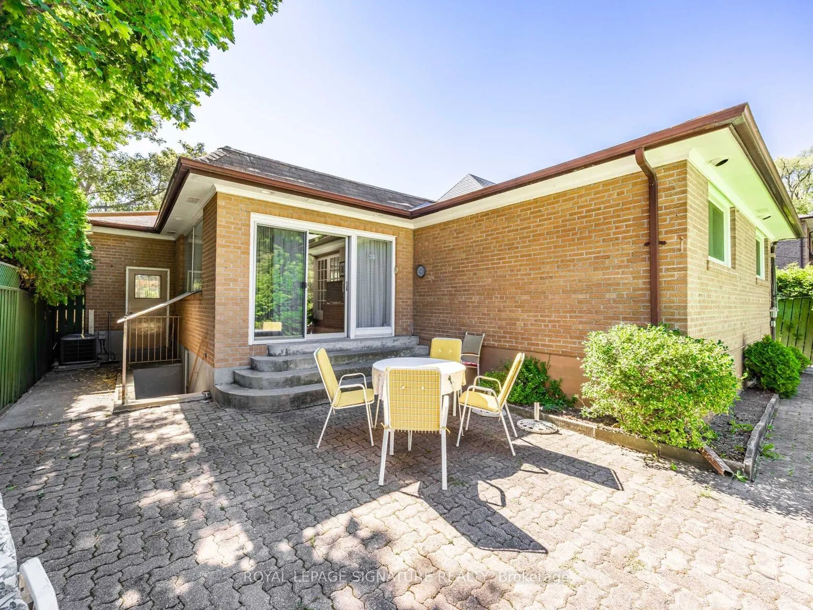 6 Lurgan Drive