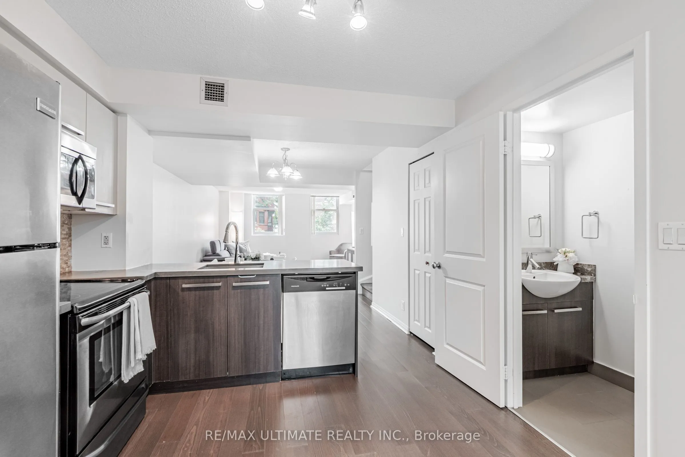 11 St Joseph Street, #311
