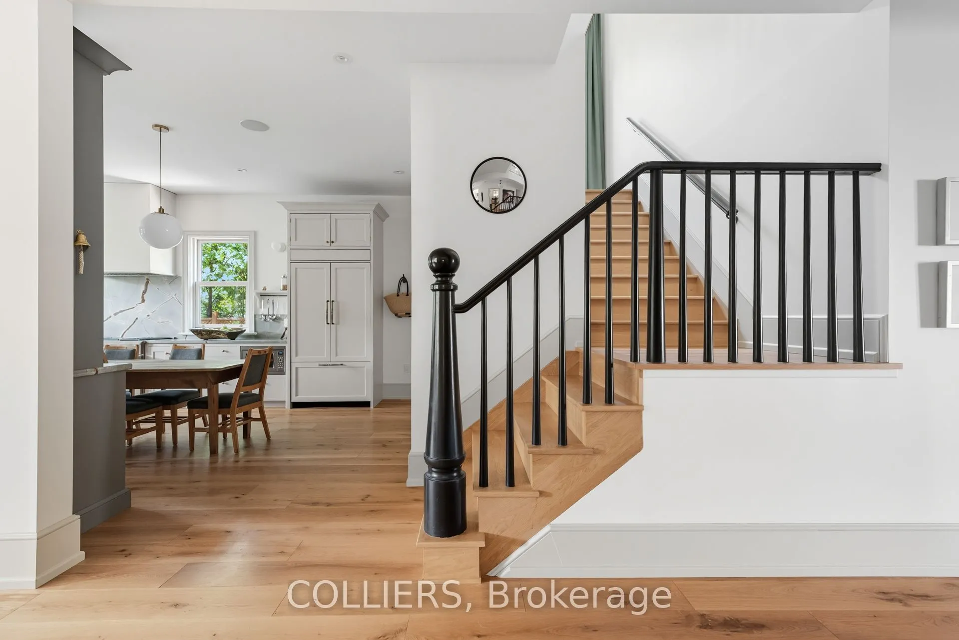 23 Lytton Boulevard