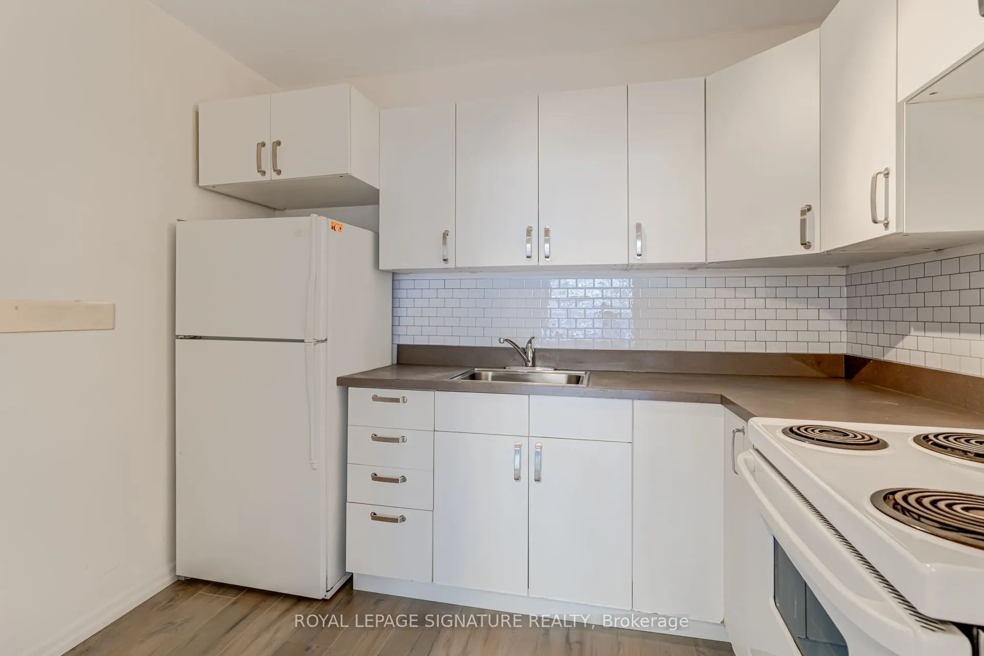 60 Montclair Avenue, #401