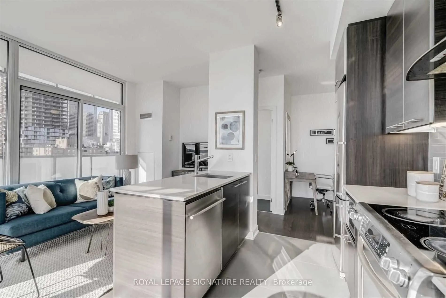 1 Market Street, #1113