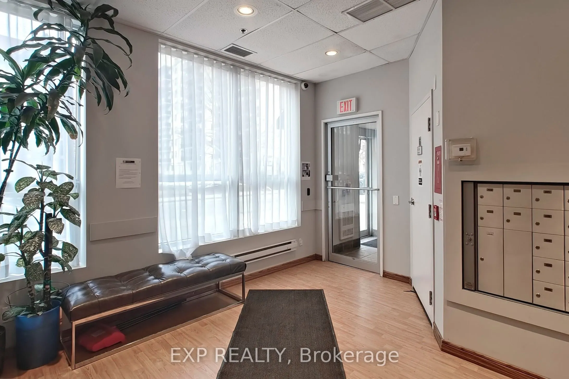 15 Maplewood Avenue, #PH6