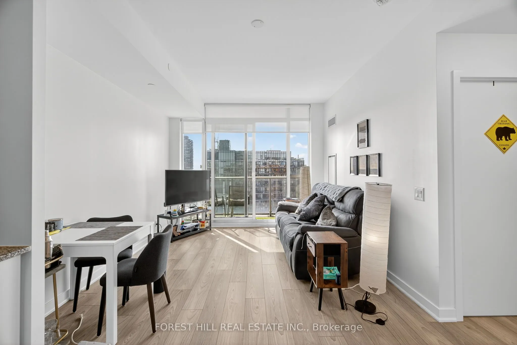120 Parliament Street, #1211