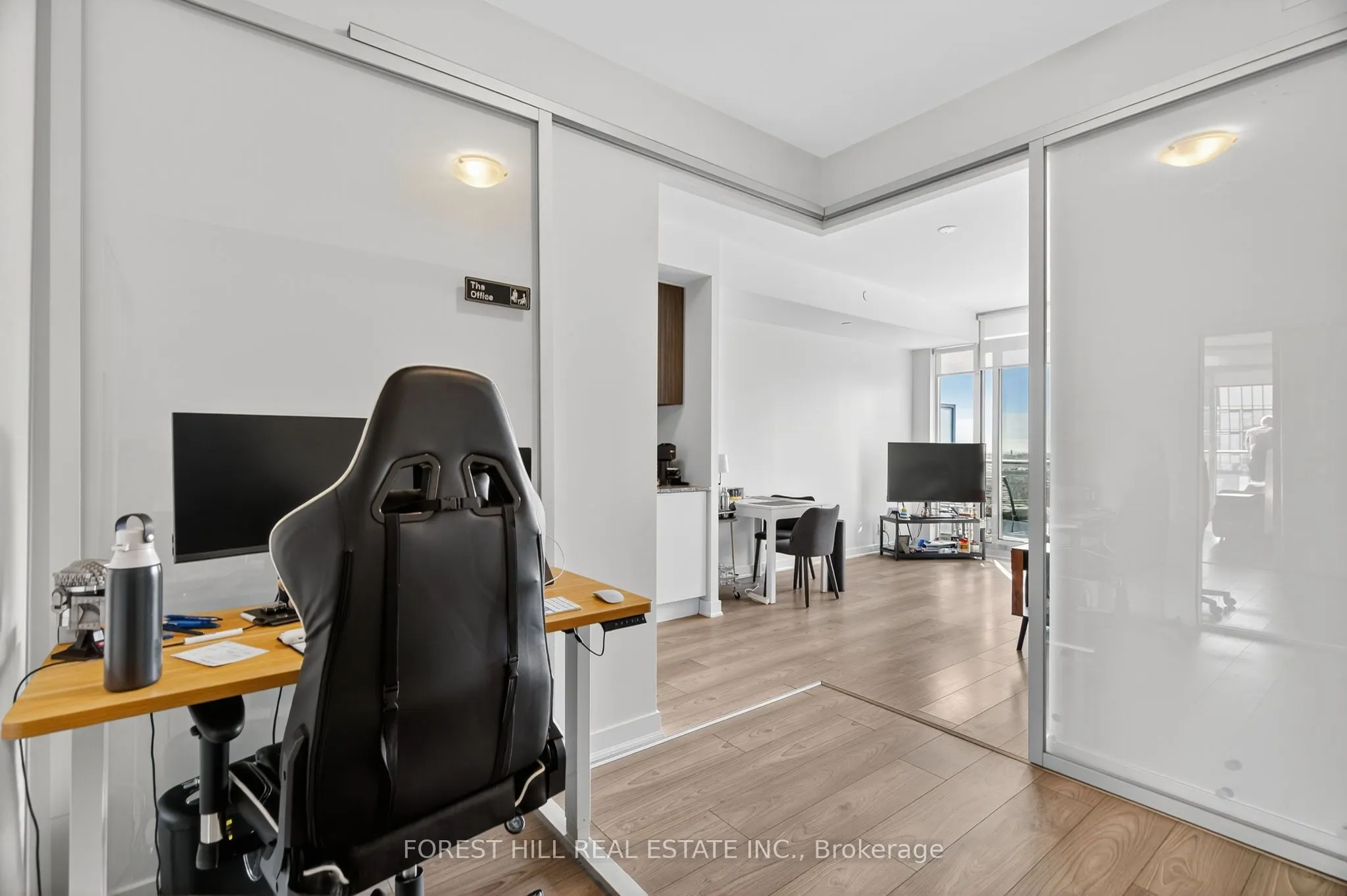 120 Parliament Street, #1211