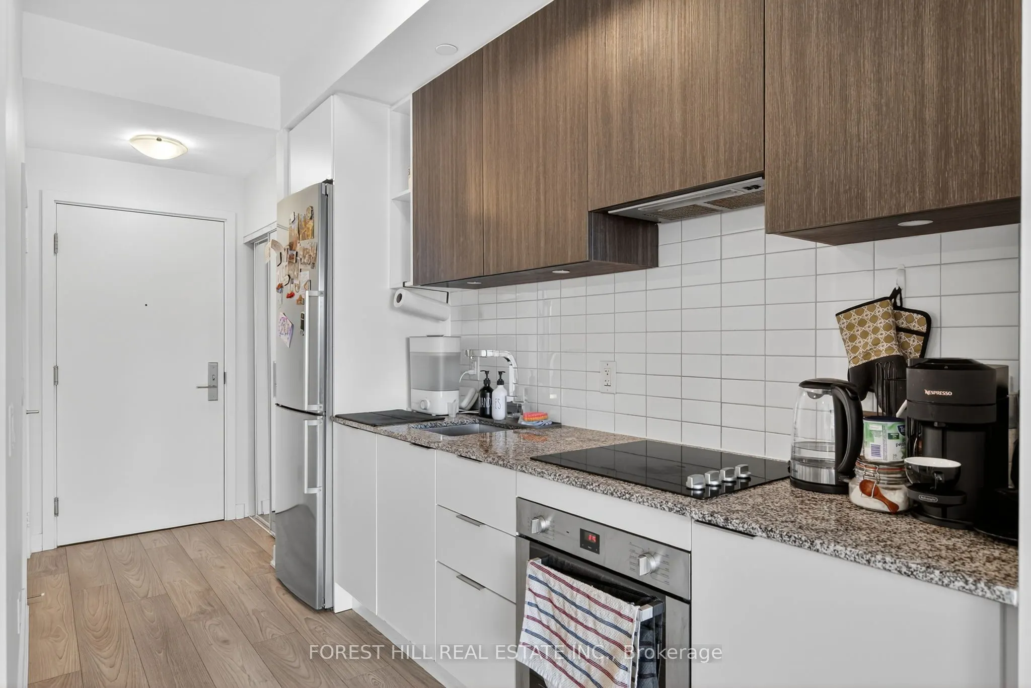 120 Parliament Street, #1211