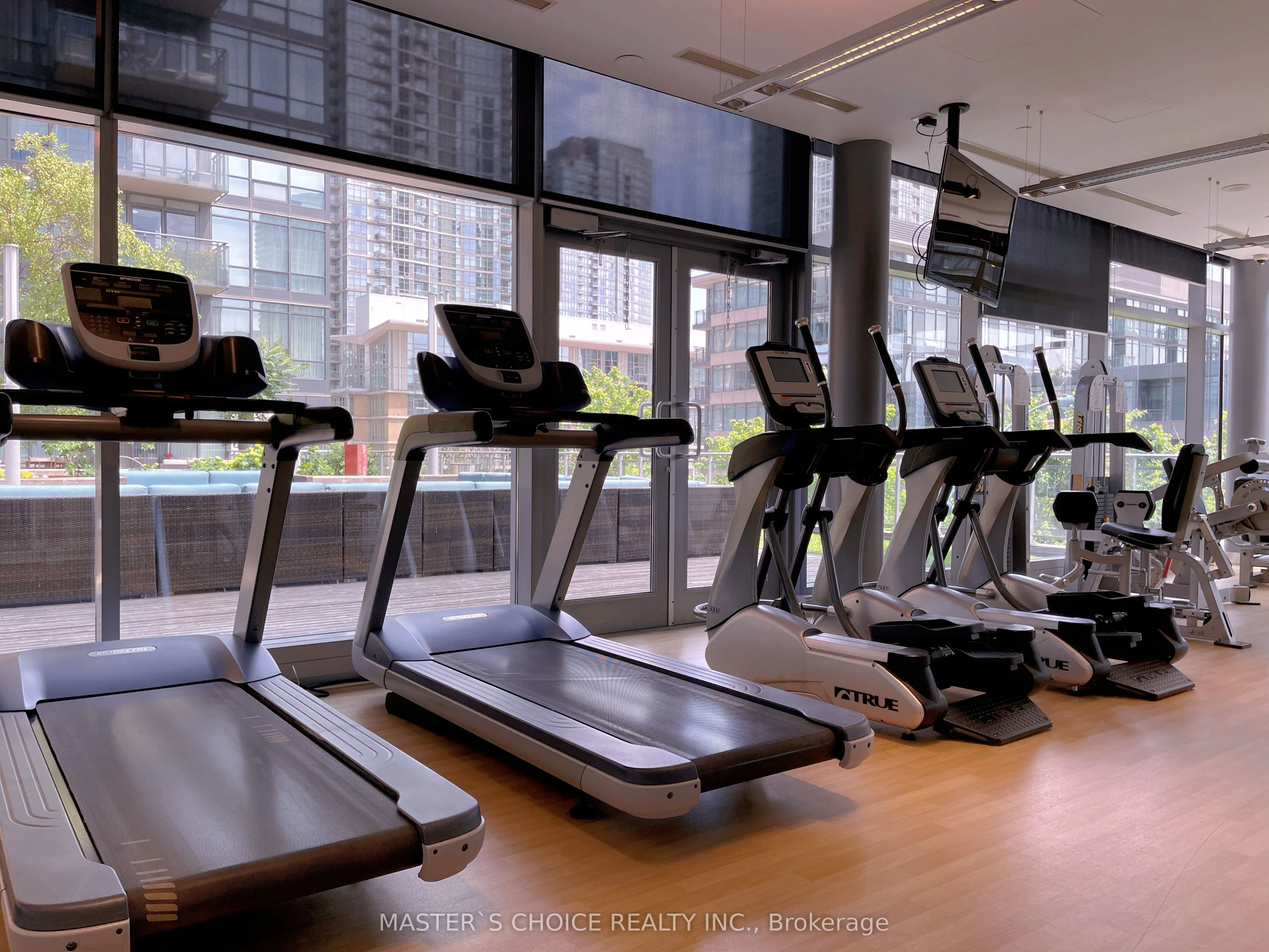 4K Spadina Avenue, #220
