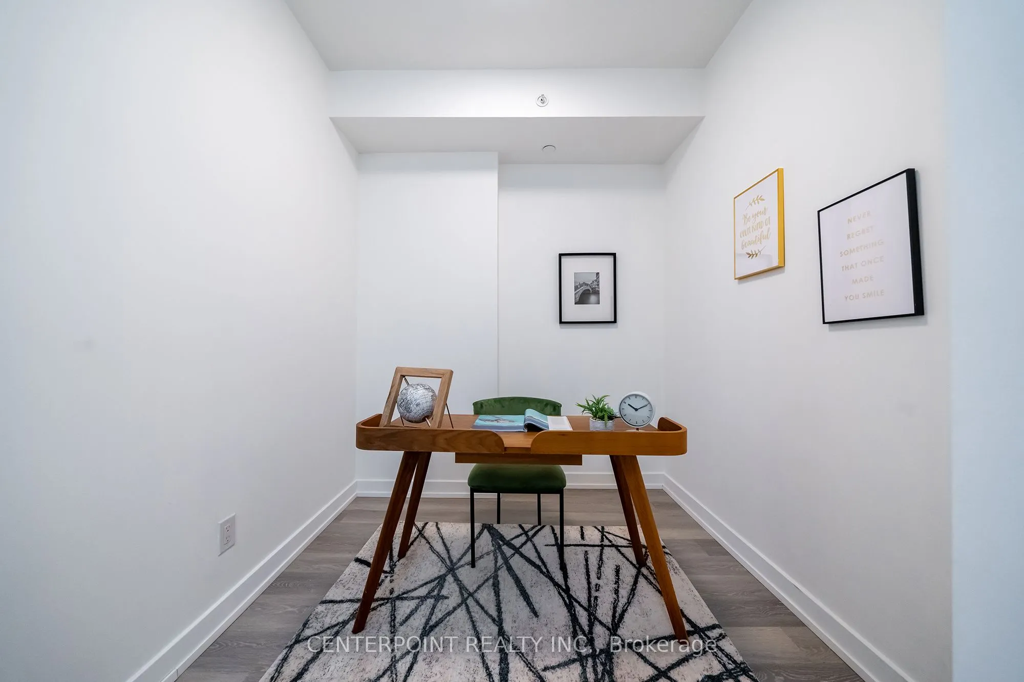 210 Simcoe Street, #2305