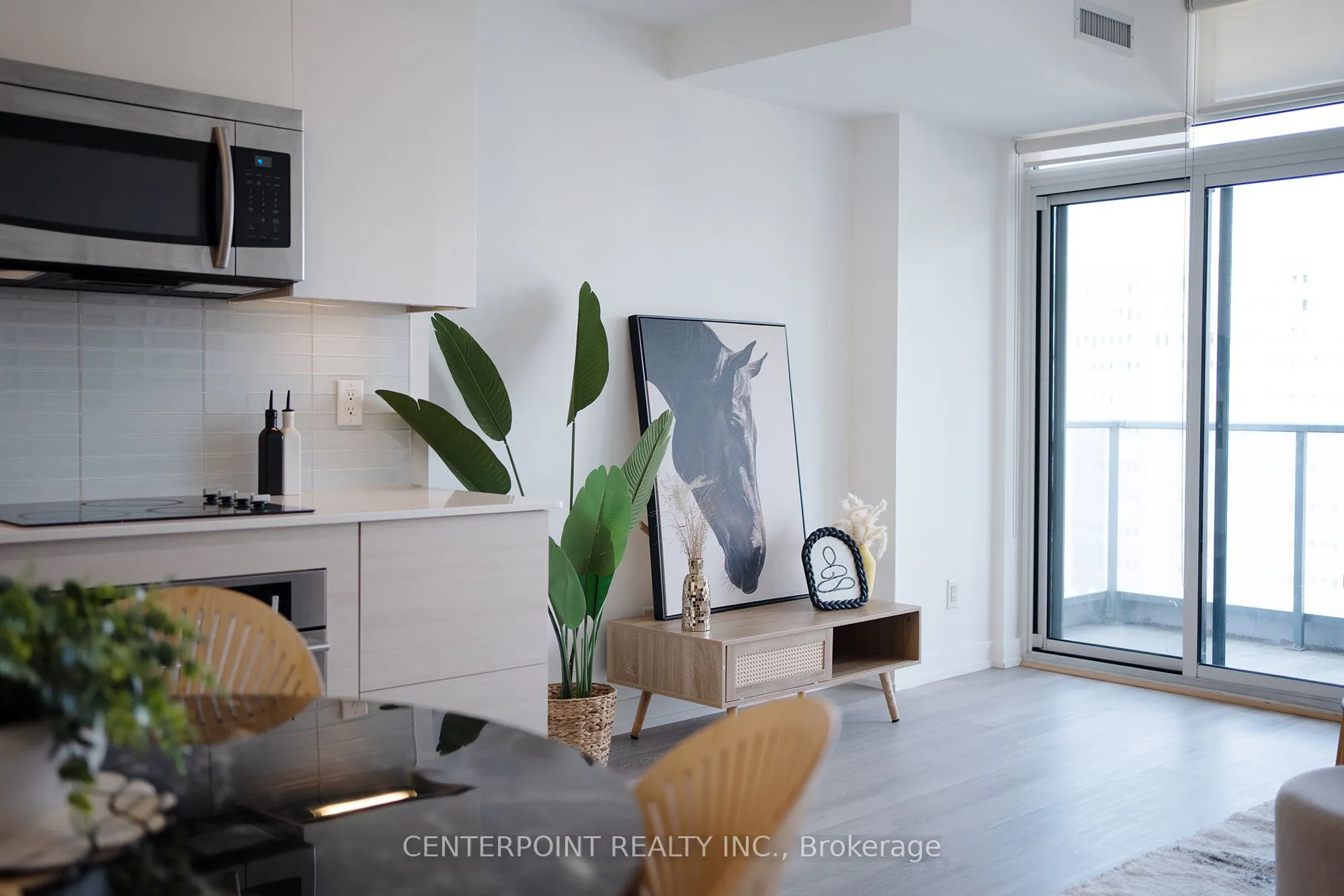 210 Simcoe Street, #2305