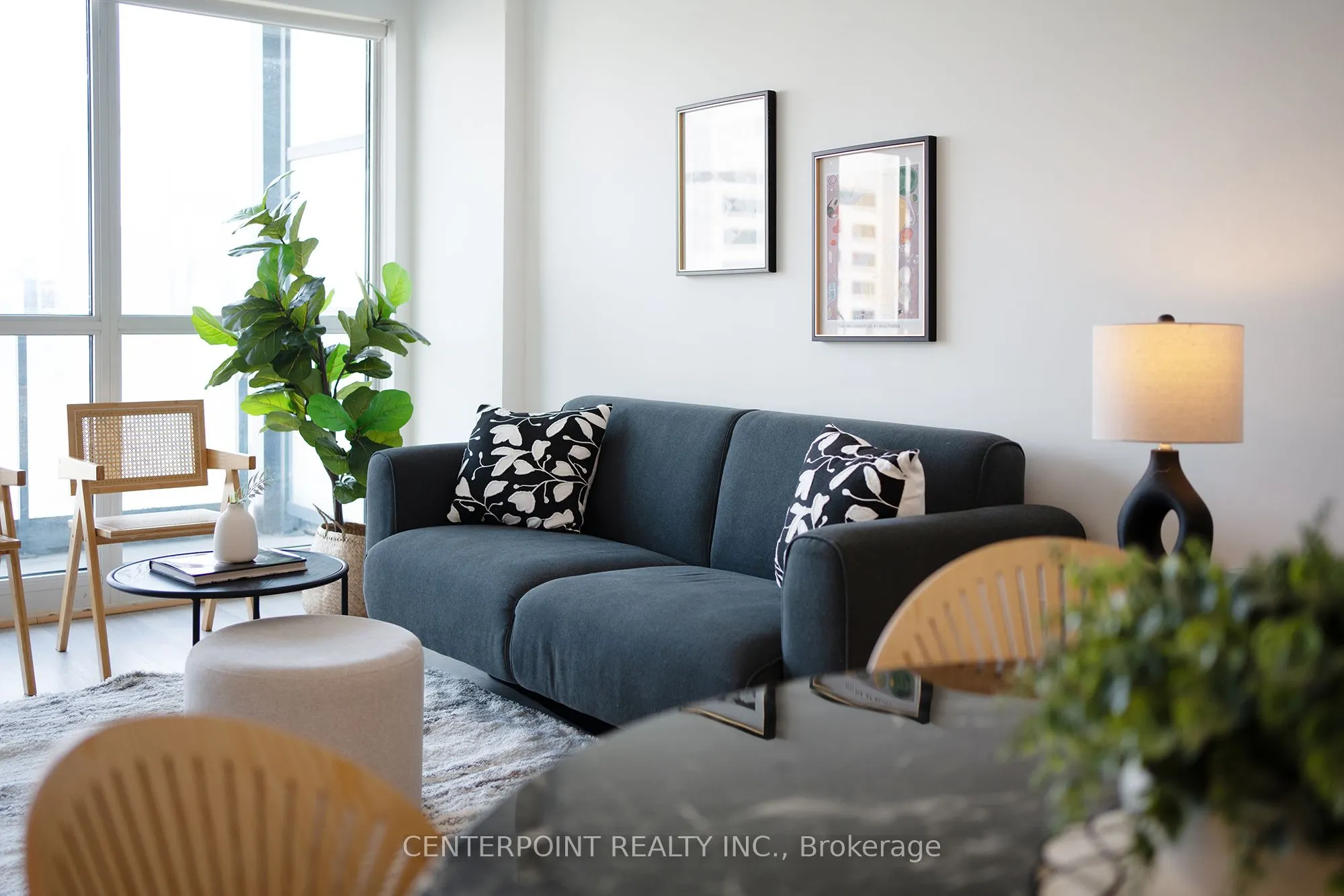 210 Simcoe Street, #2305