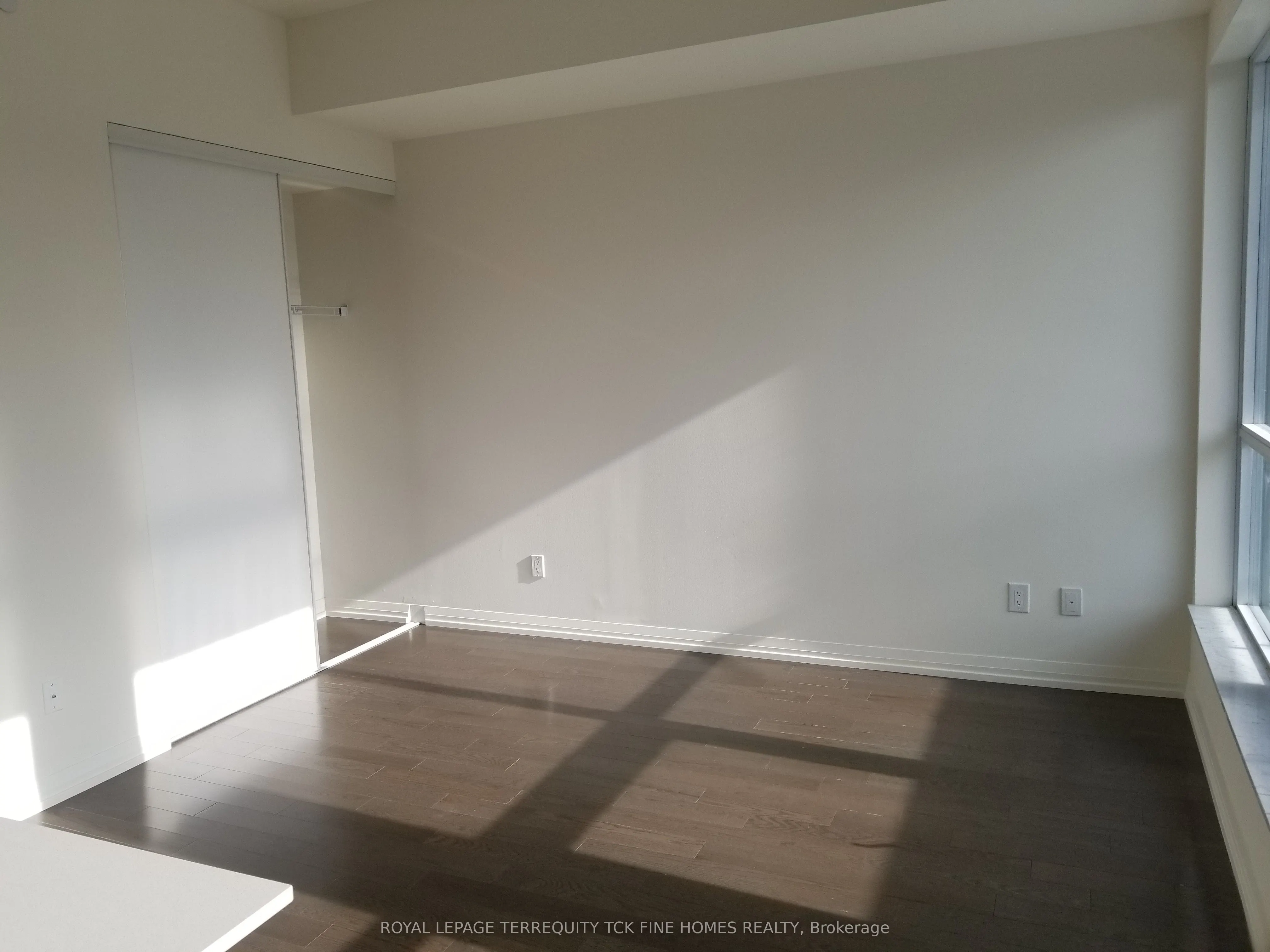 460 Adelaide Street E, #938