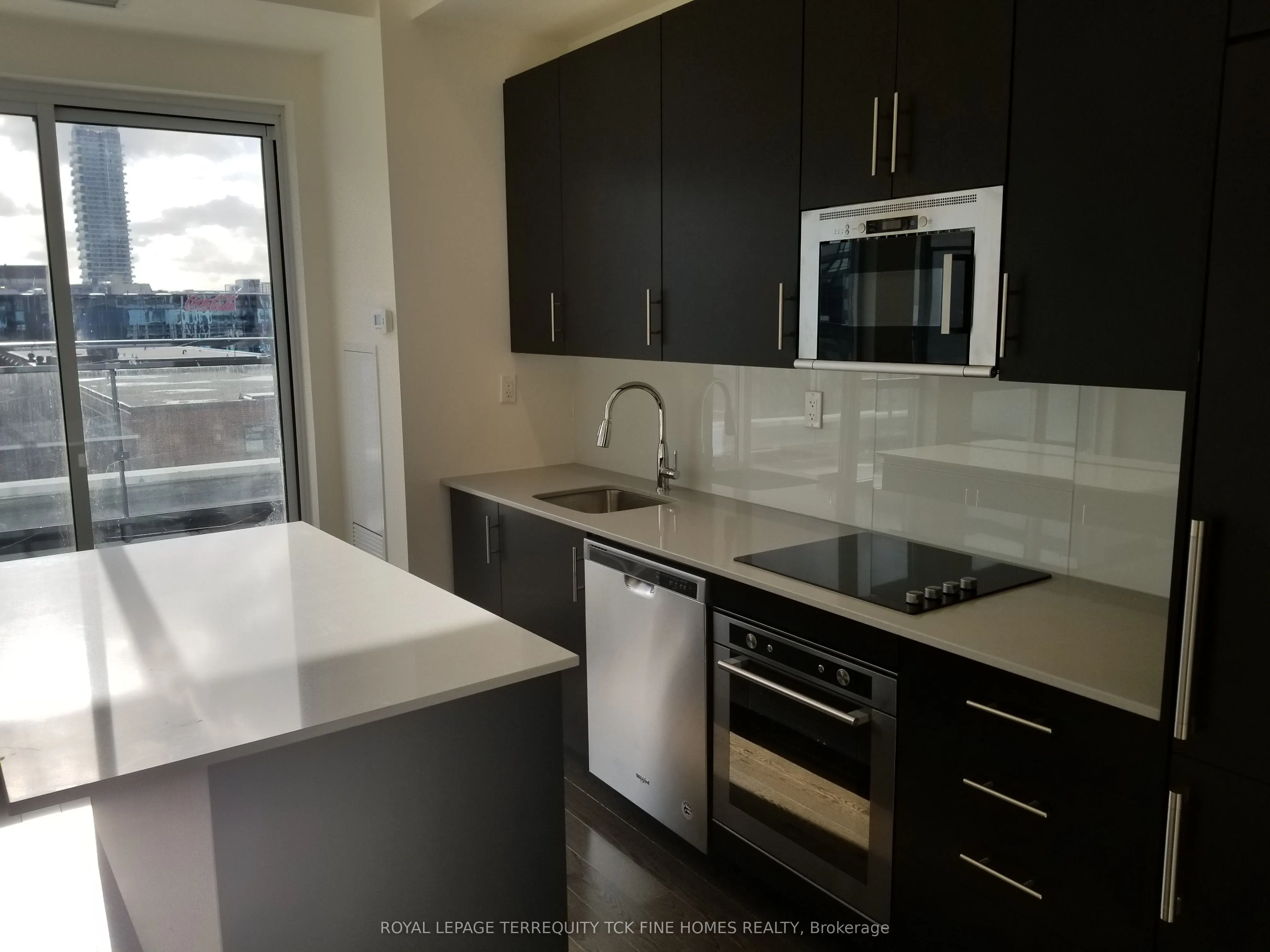 460 Adelaide Street E, #938