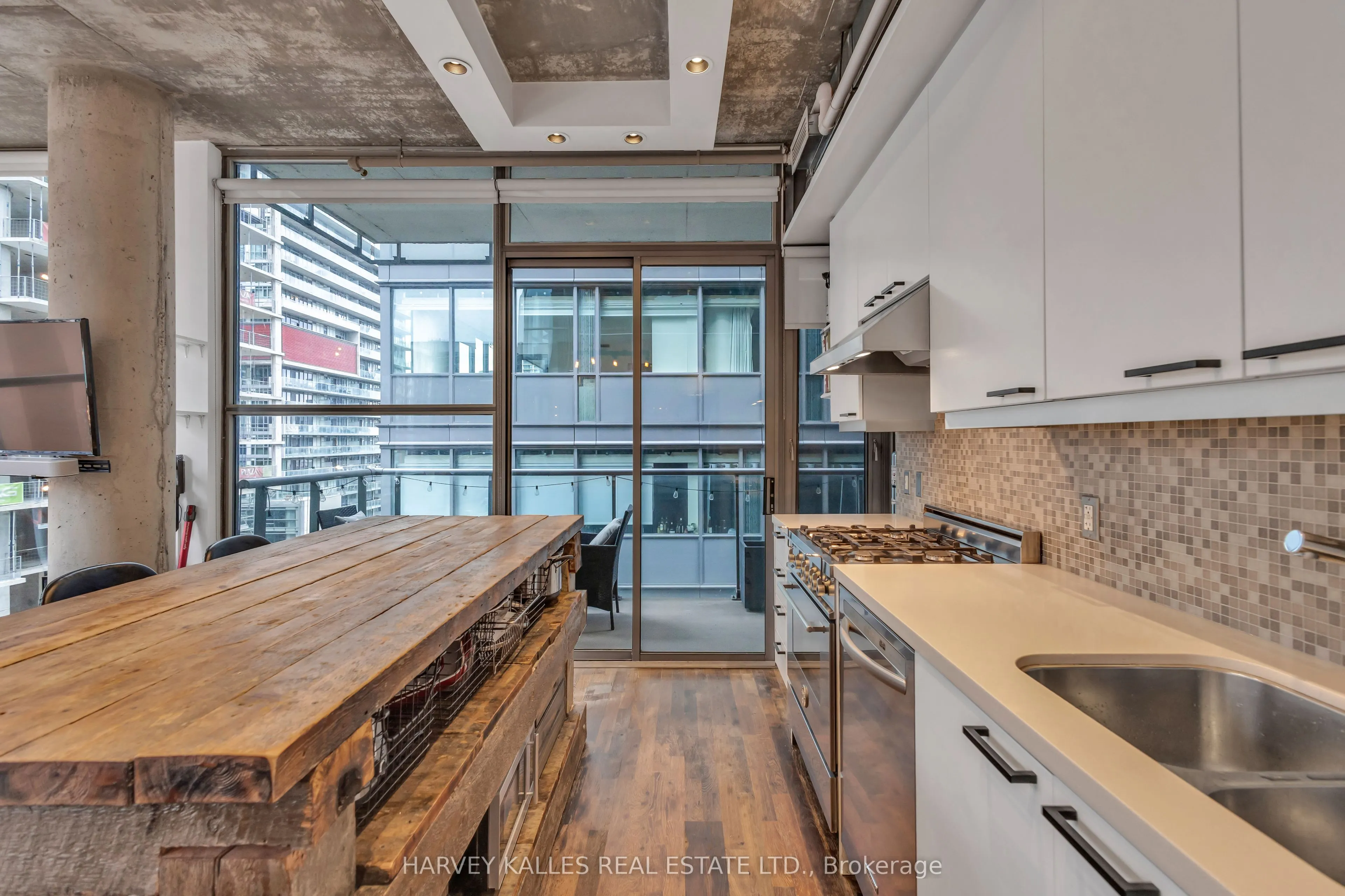 25 Oxley Street, #1205