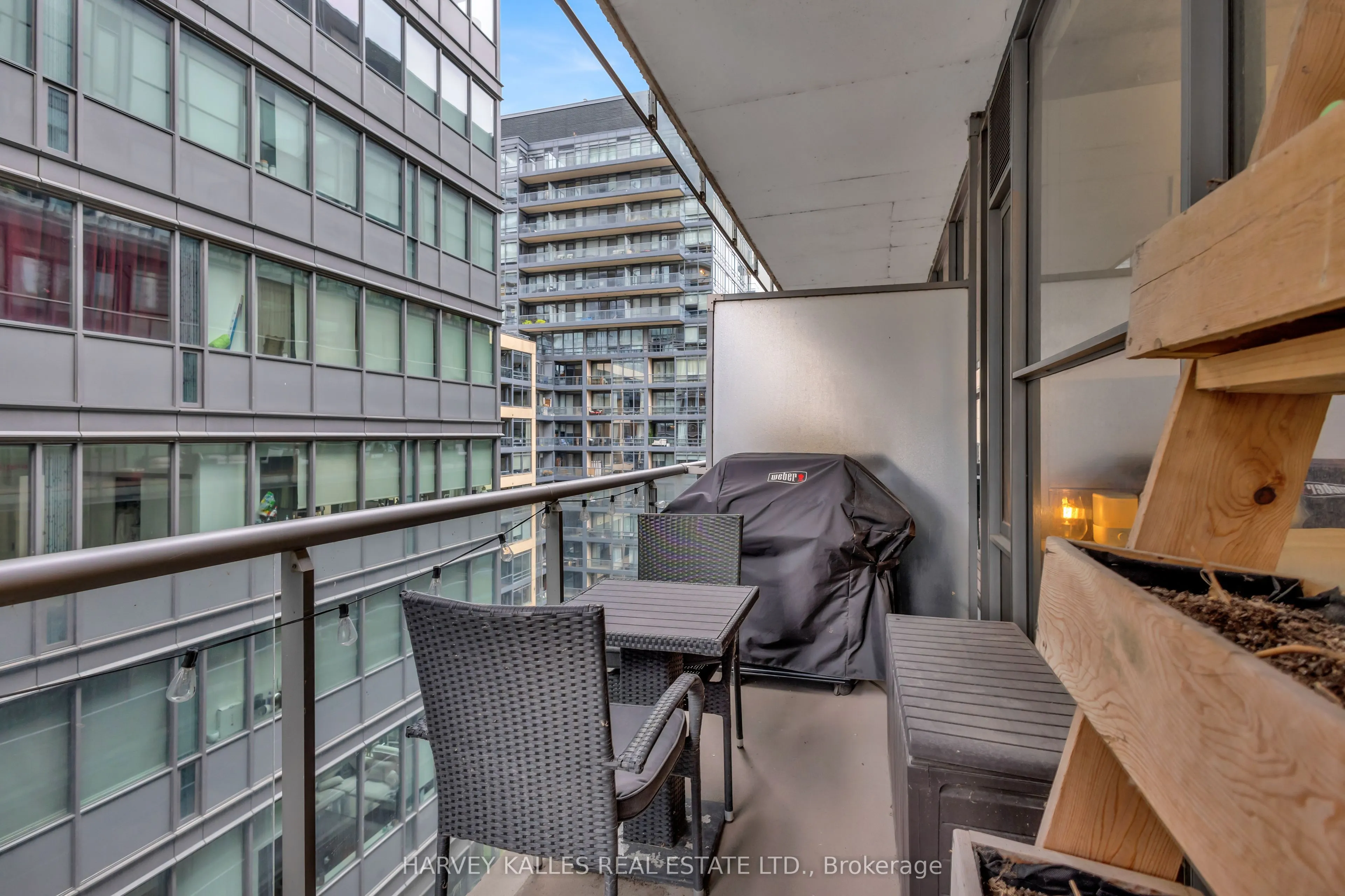 25 Oxley Street, #1205