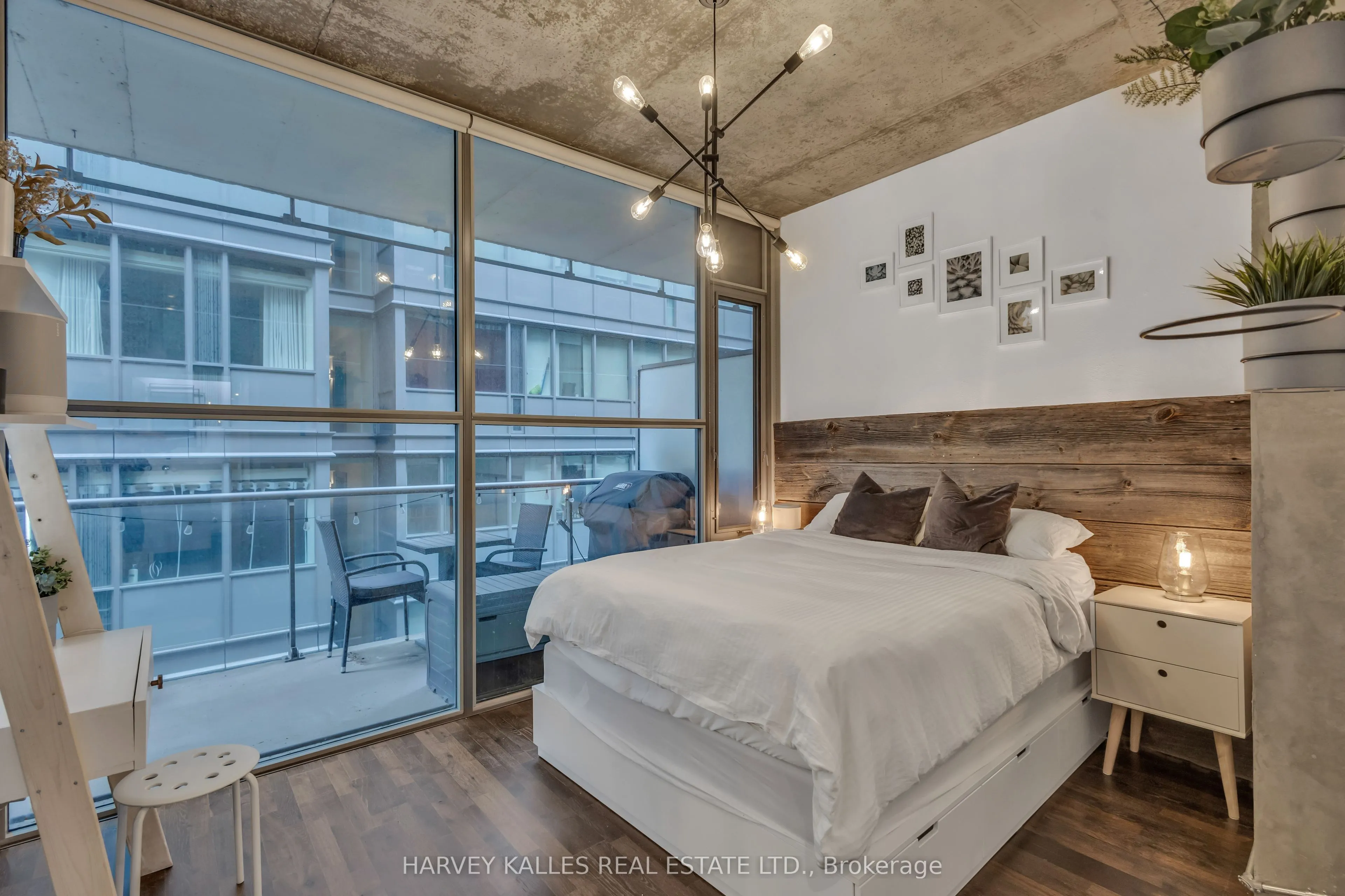 25 Oxley Street, #1205