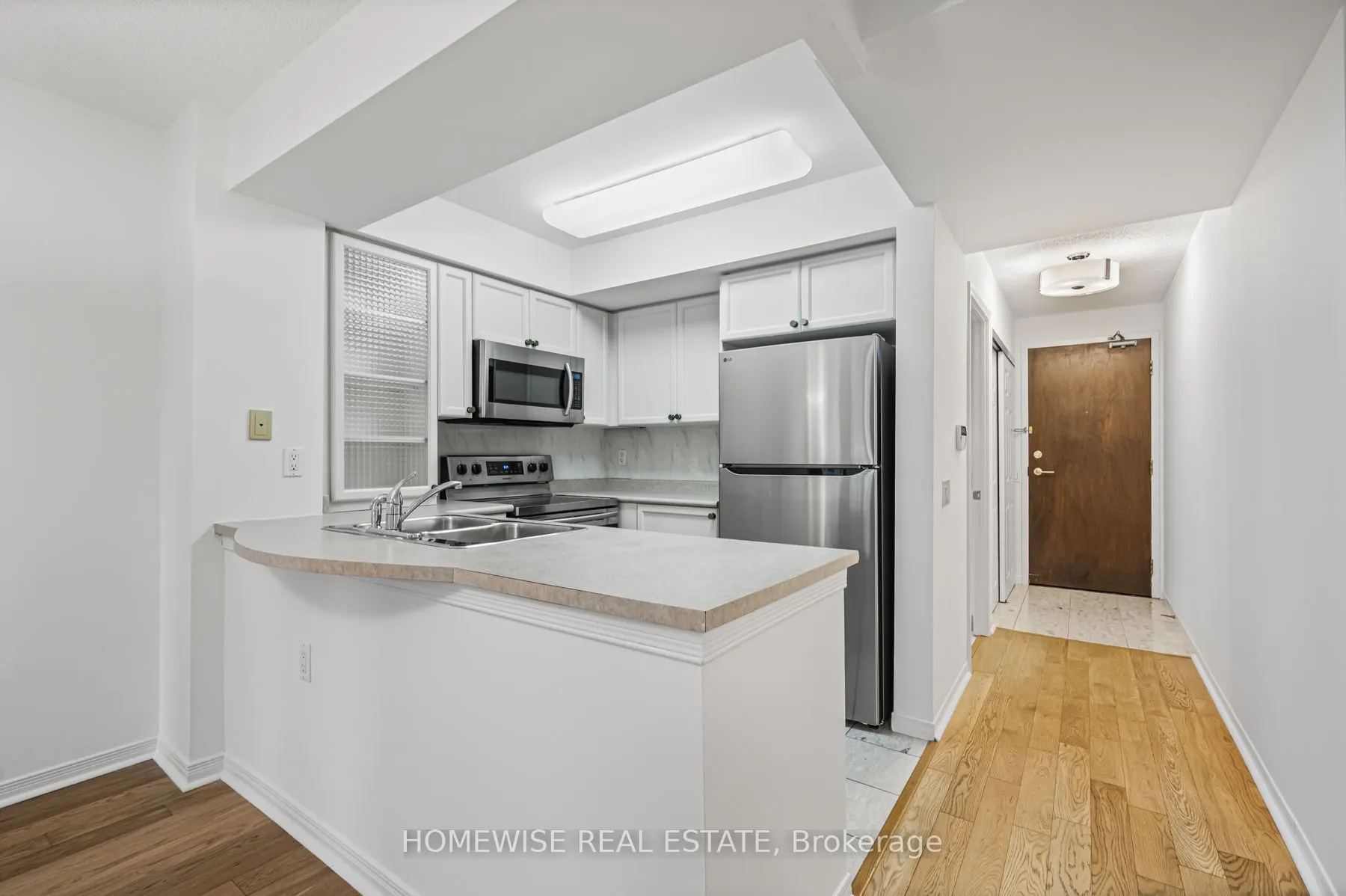 388 Bloor Street E, #601