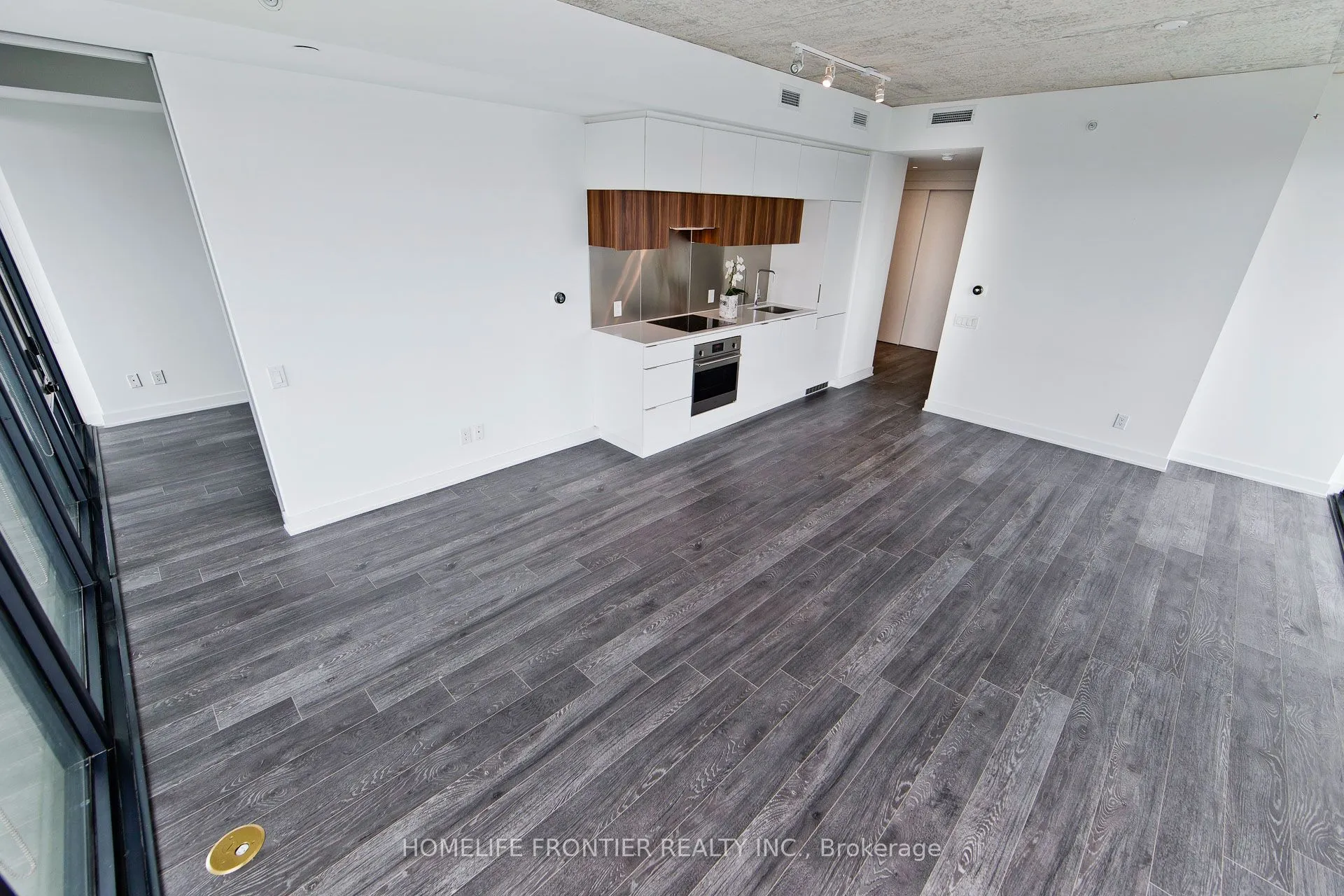 185 Roehampton Avenue, #2110
