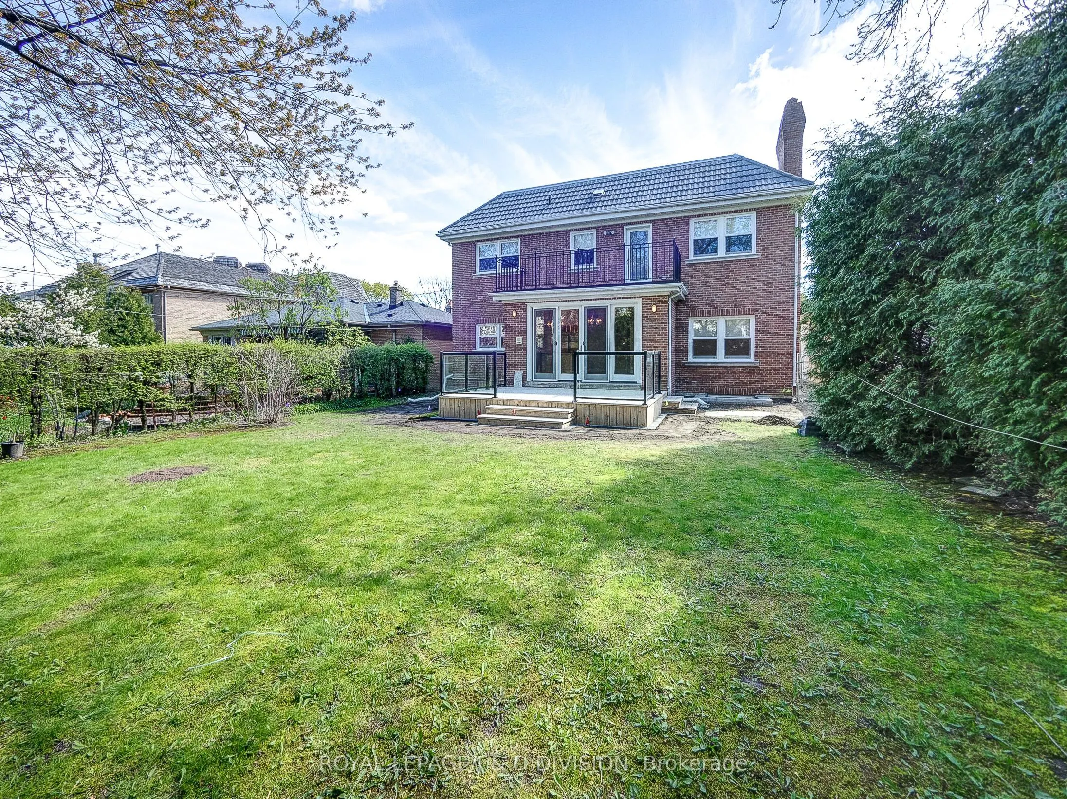 20 Birchwood Avenue