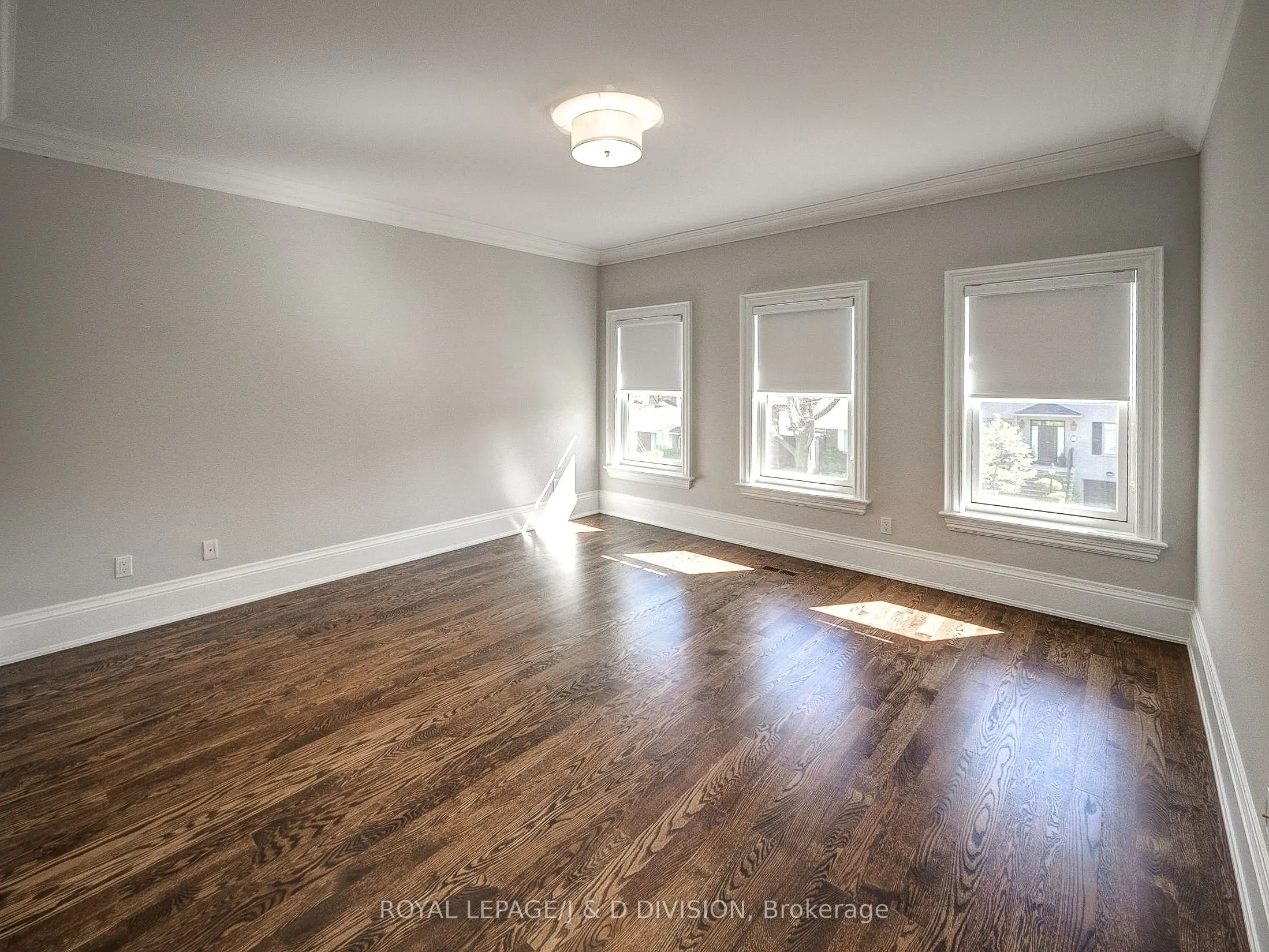 20 Birchwood Avenue