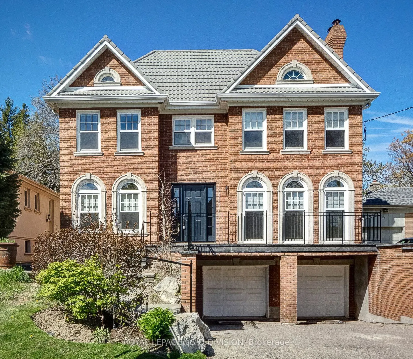 20 Birchwood Avenue