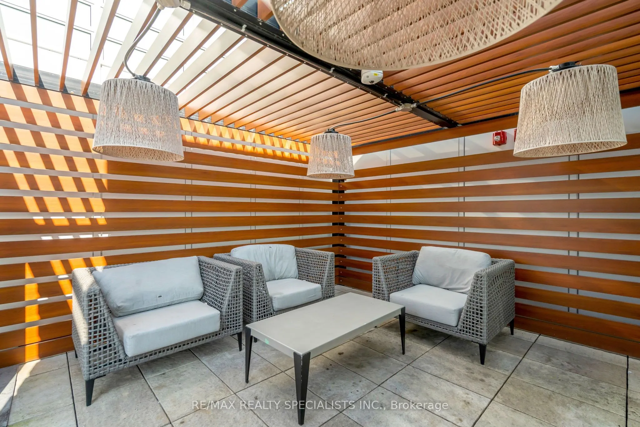 19 Bathurst Street, #1109