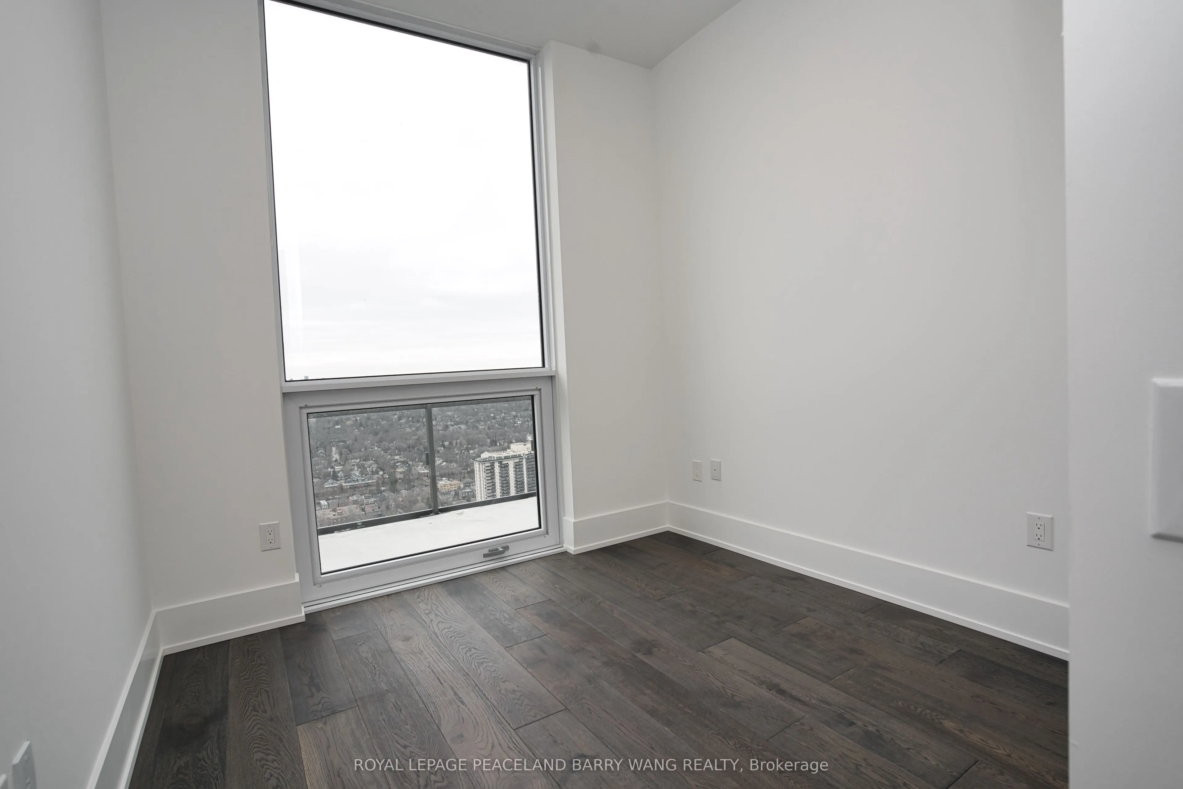 39 Roehampton Avenue, #4409