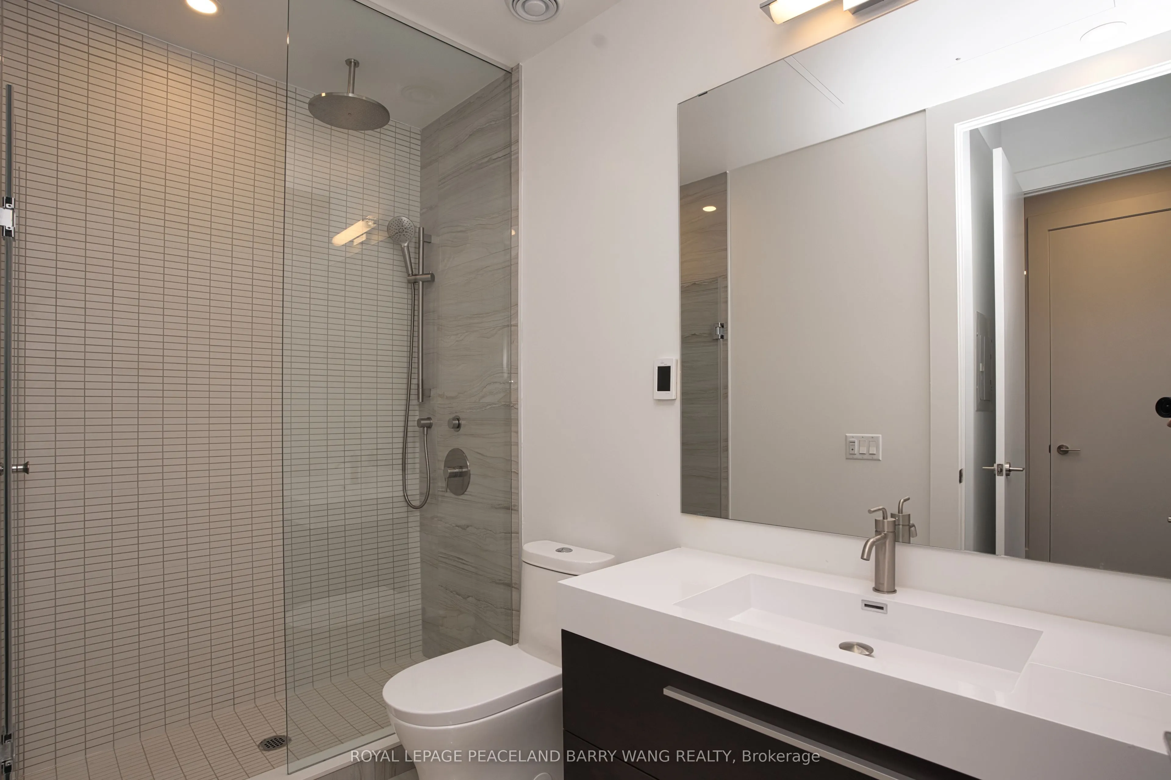 39 Roehampton Avenue, #4409