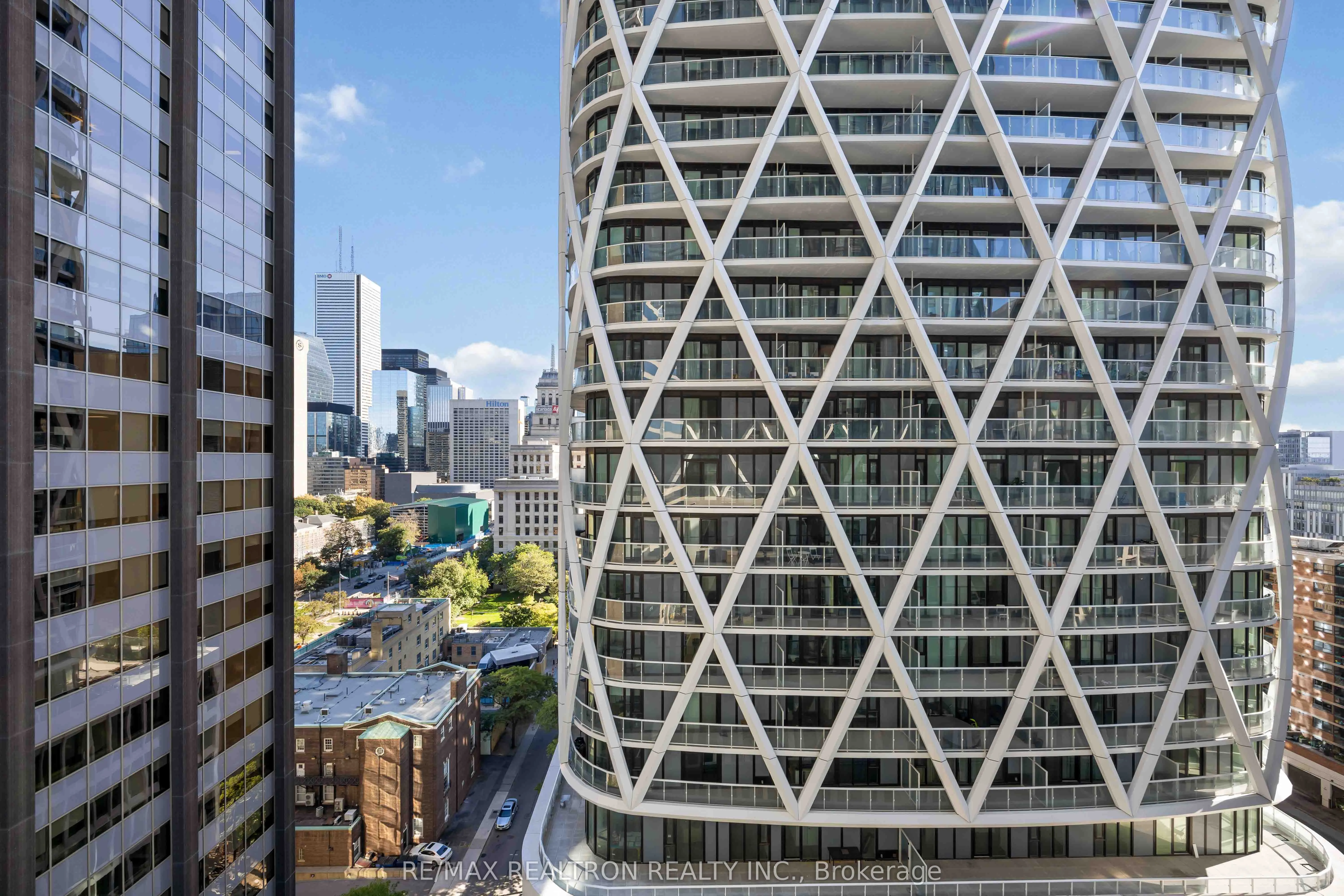 238 Simcoe Street, #1304