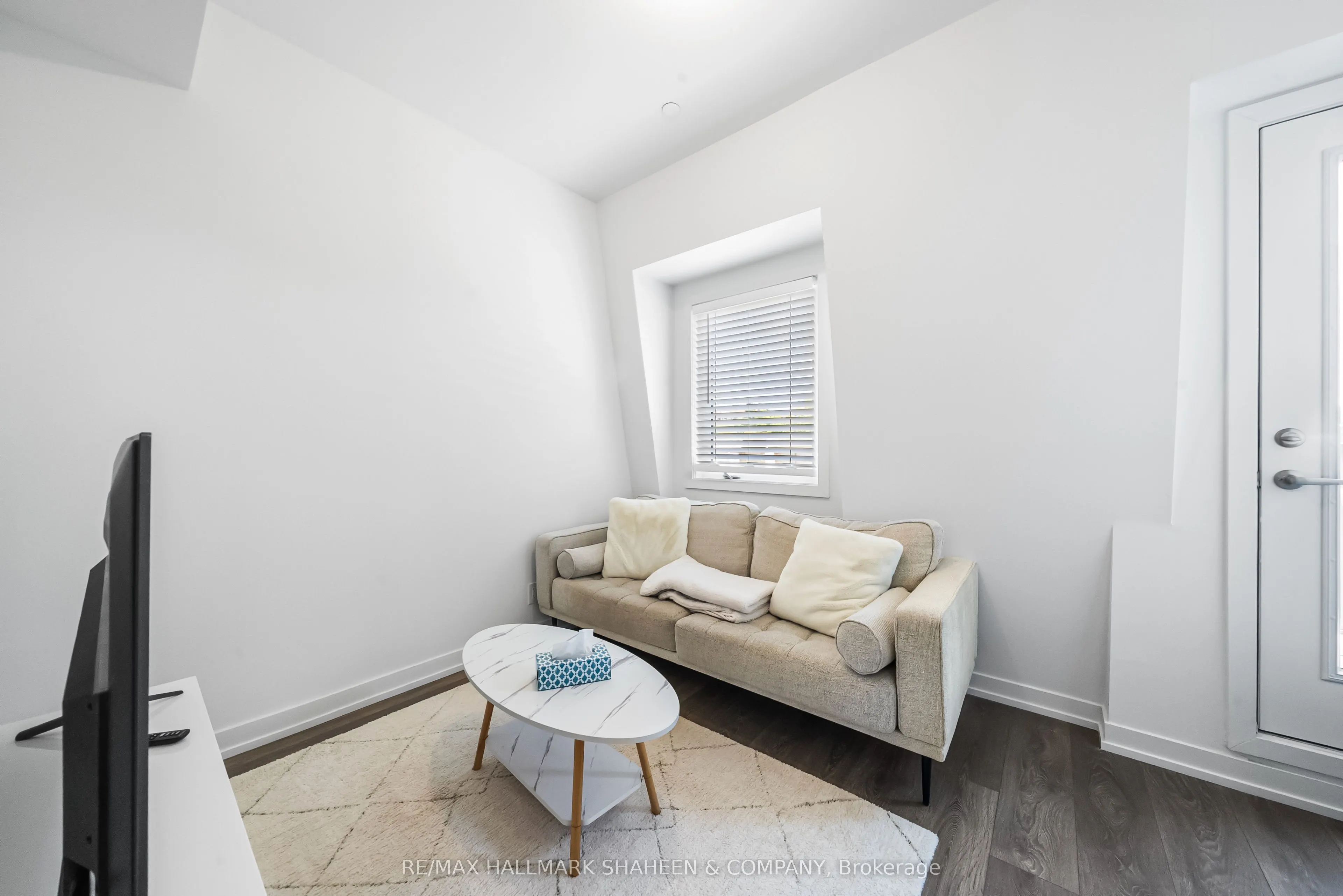 84B Tisdale Avenue