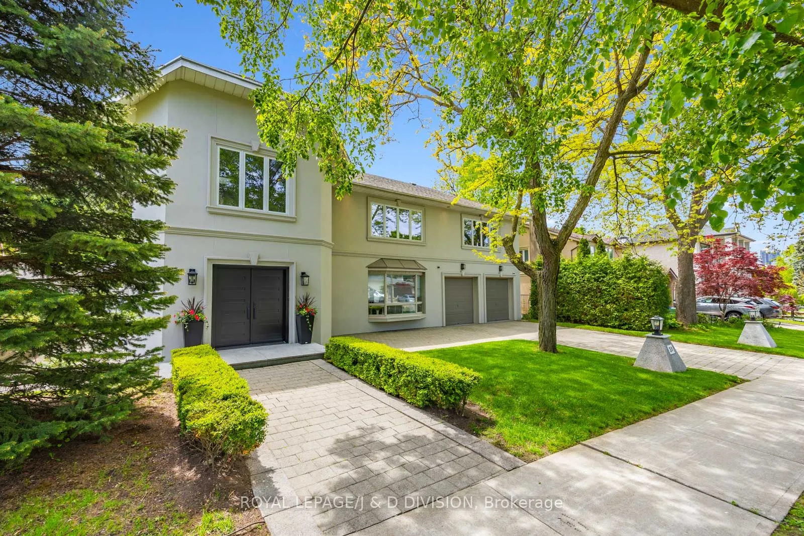 31 George Henry Boulevard