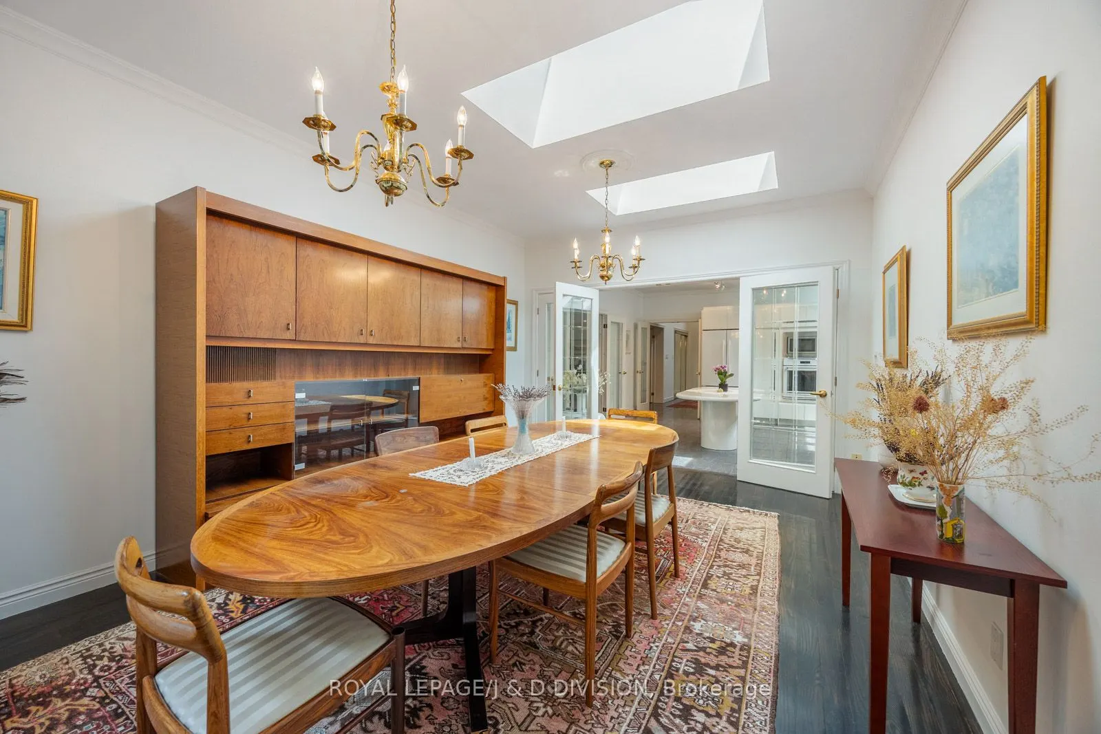 31 George Henry Boulevard