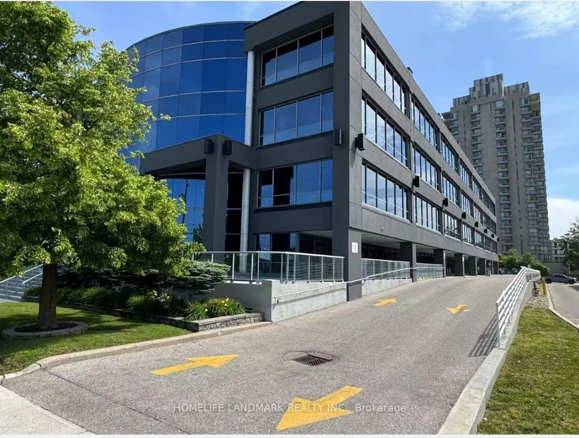 23 Lesmill Road, #101