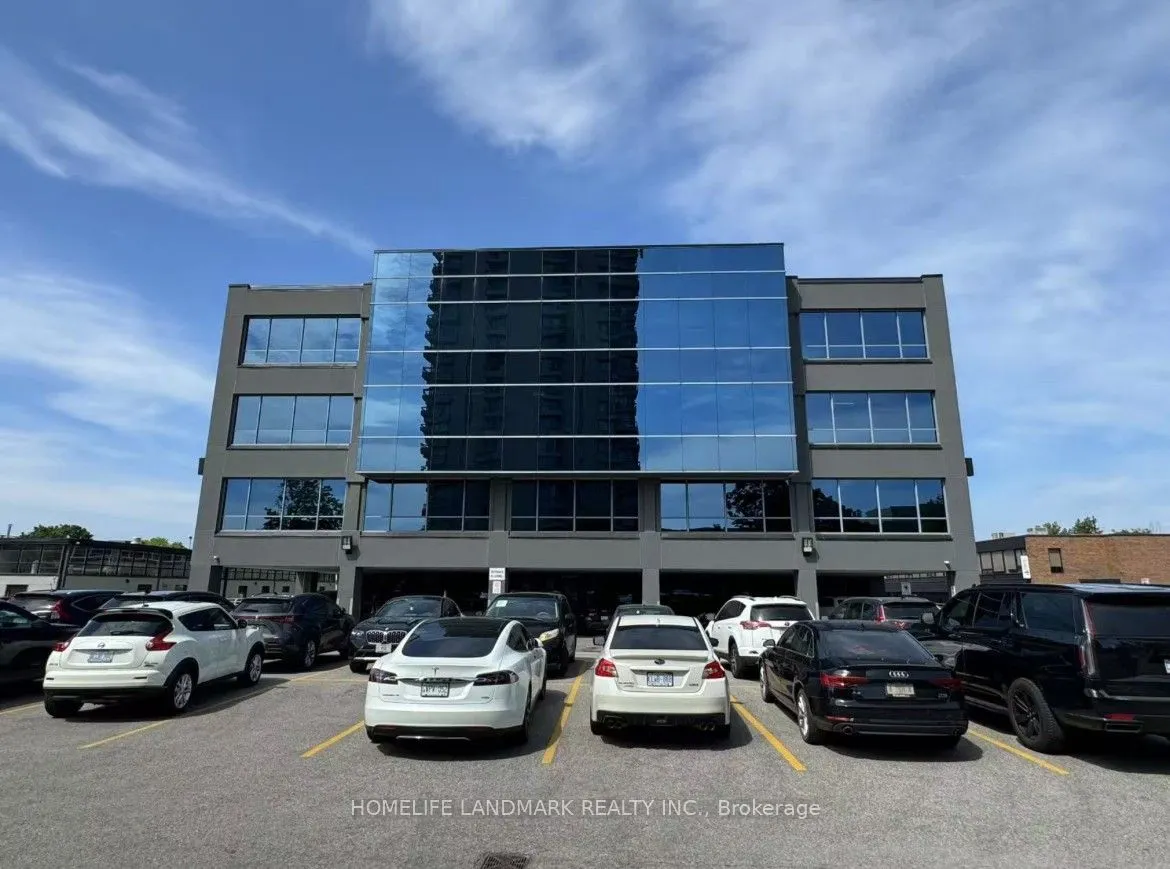 23 Lesmill Road, #101