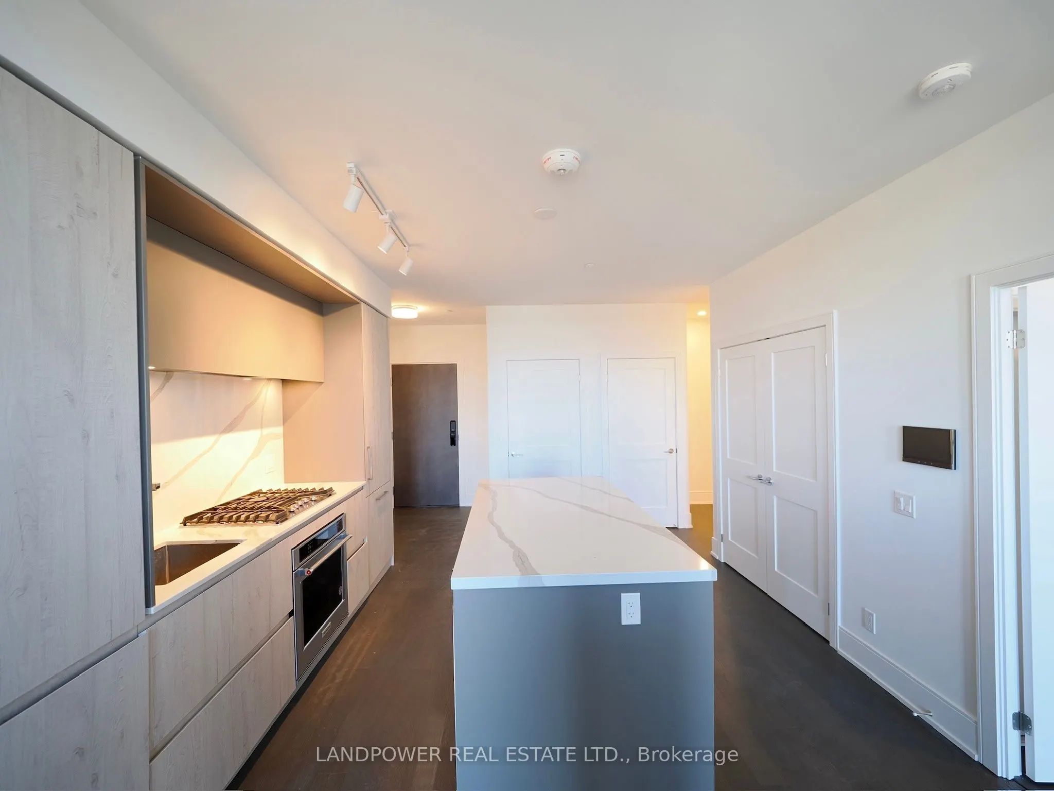 1 Hillsdale Avenue W, #601
