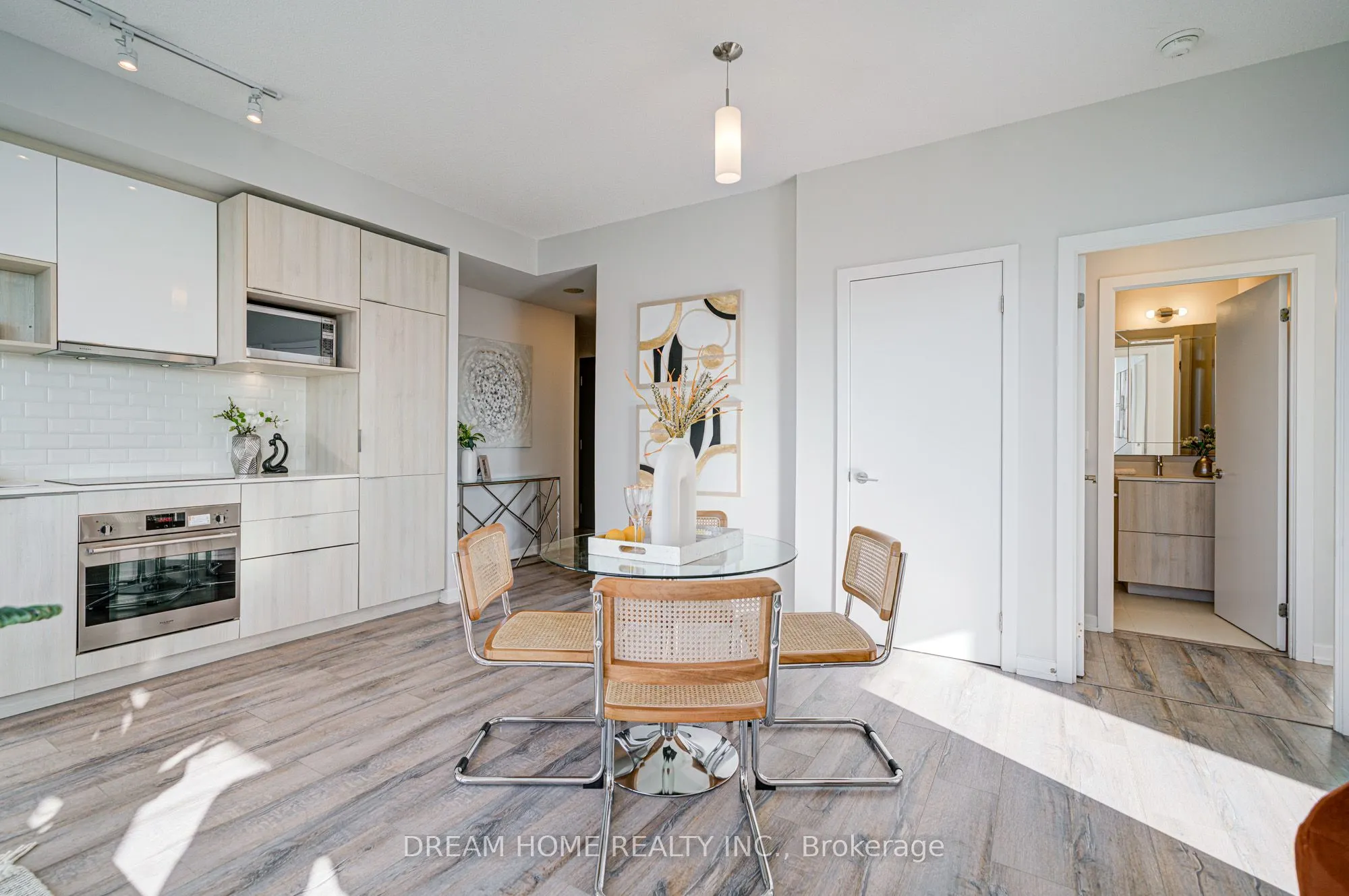 52 Forest Manor Road, #708
