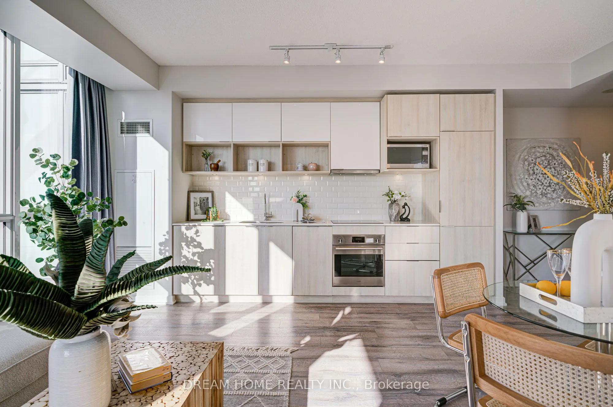 52 Forest Manor Road, #708