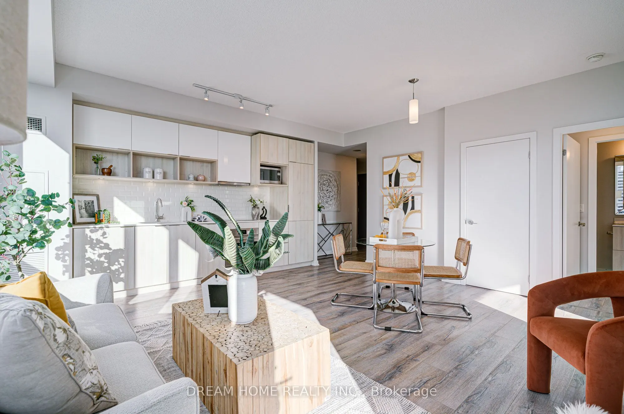 52 Forest Manor Road, #708