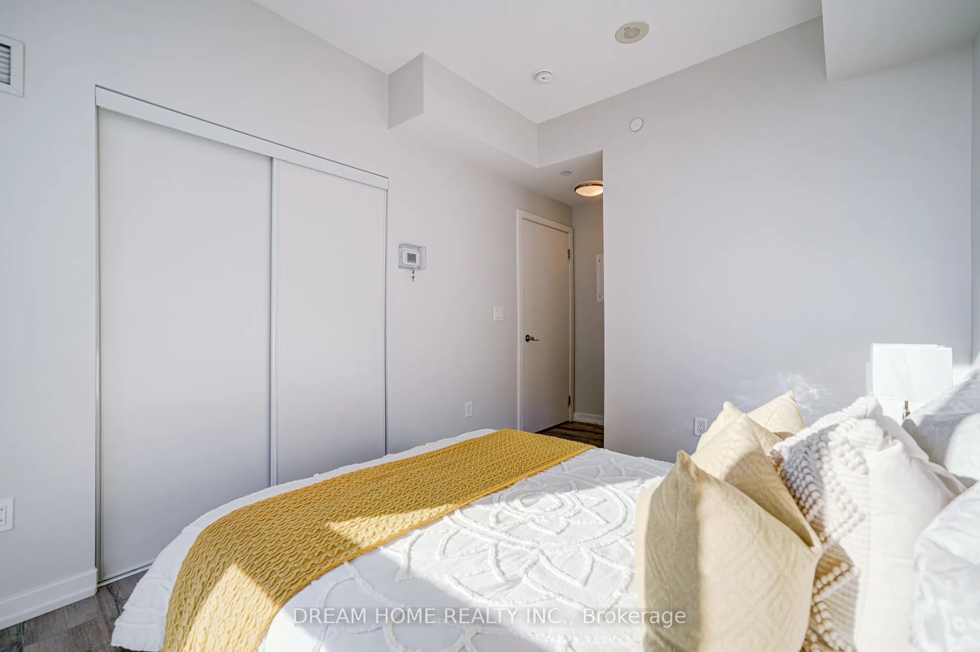 52 Forest Manor Road, #708