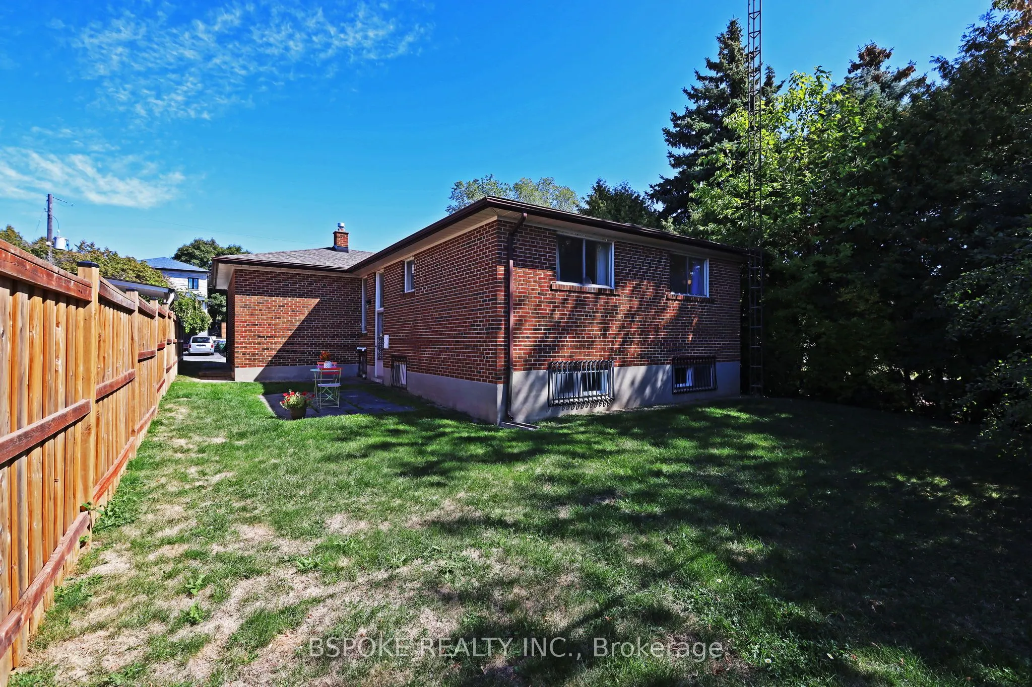 54 Warner Avenue