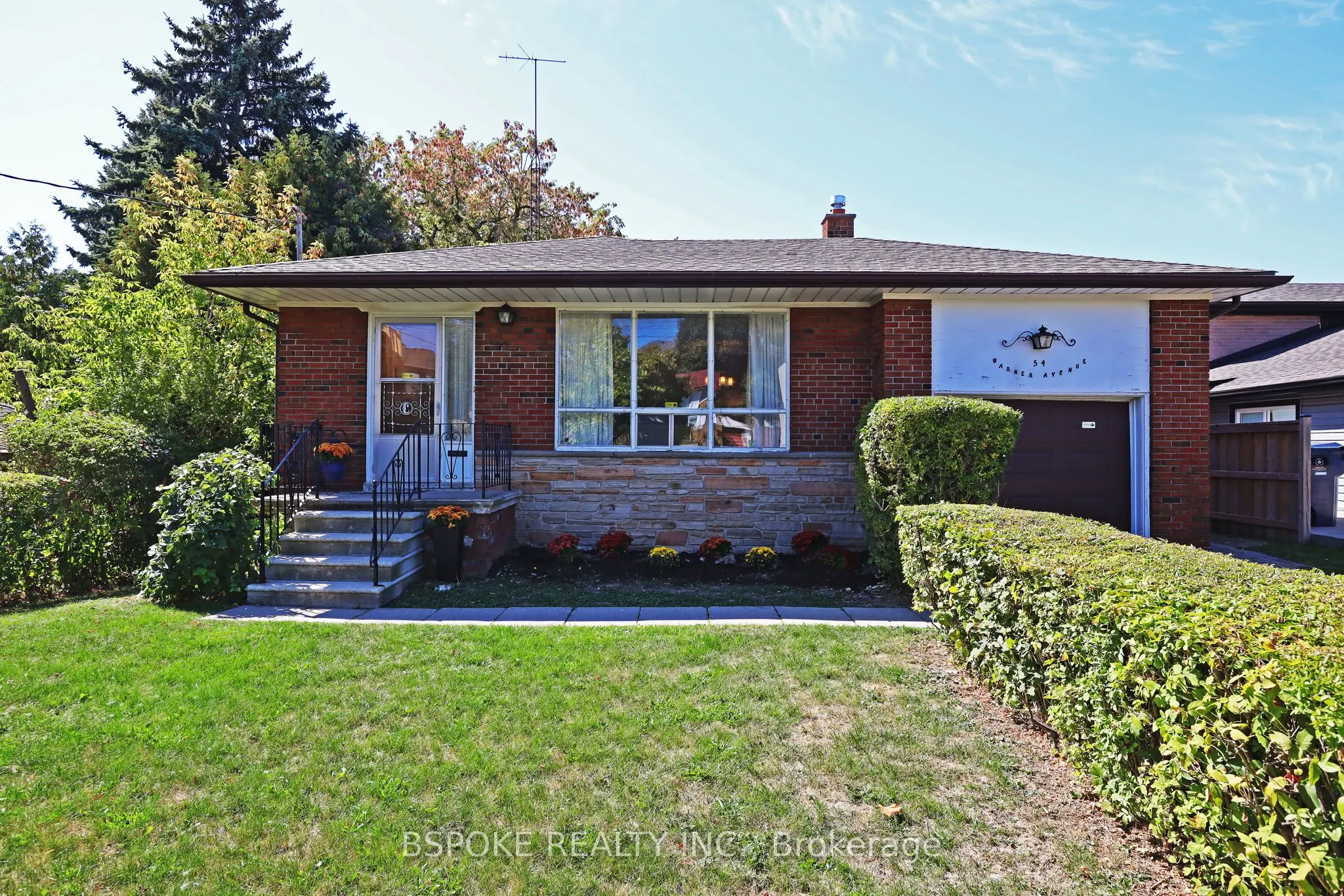 54 Warner Avenue