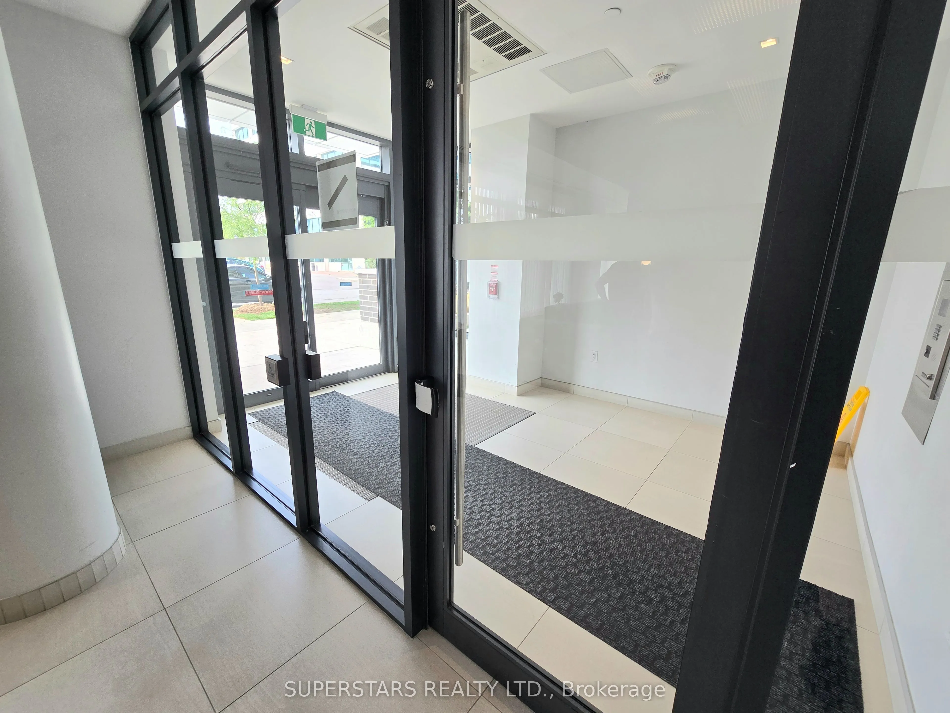 188 Fairview Mall Drive, #2301
