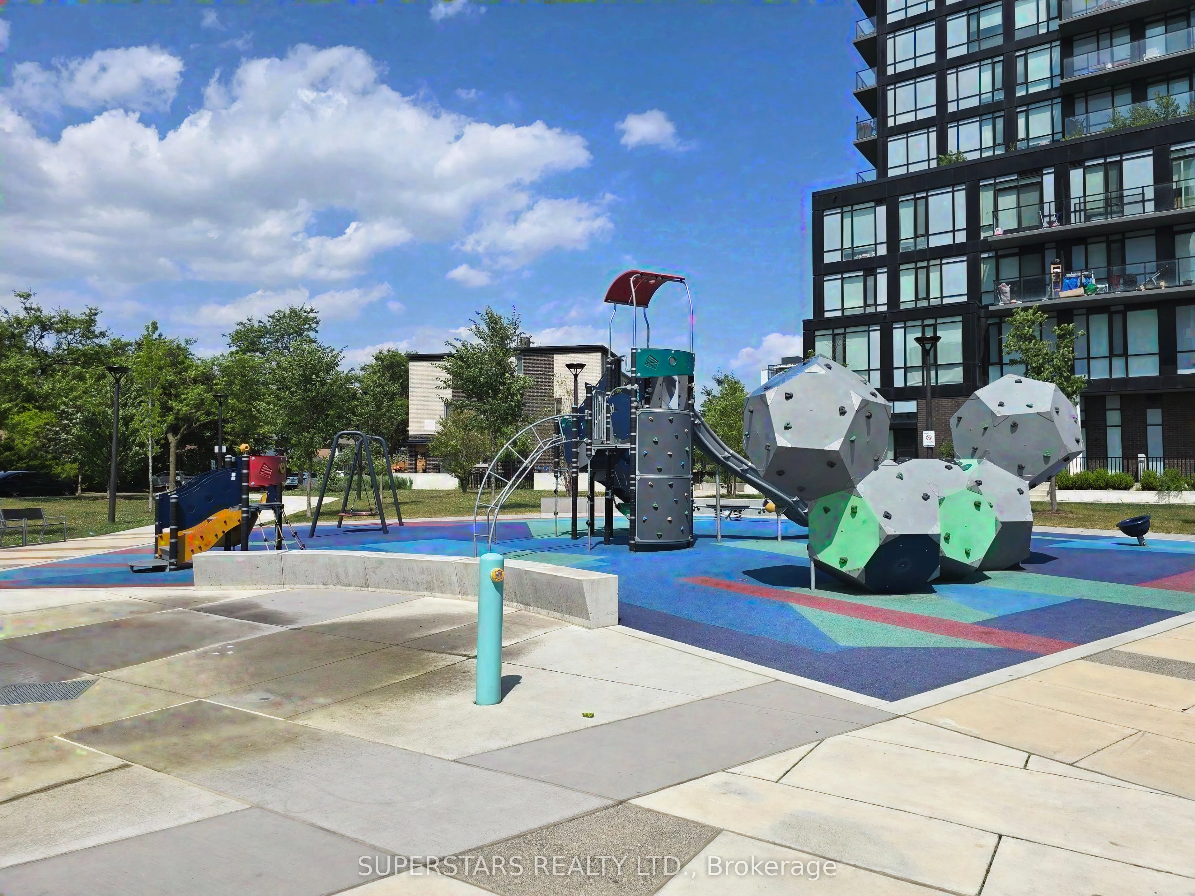 188 Fairview Mall Drive, #2301